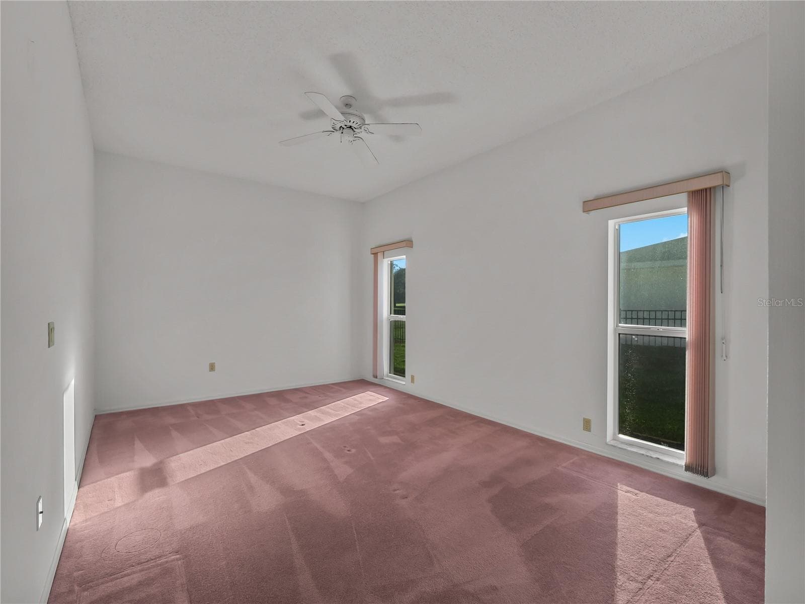 Primary Bedroom - 5121 PALM AIRE DR, SARASOTA