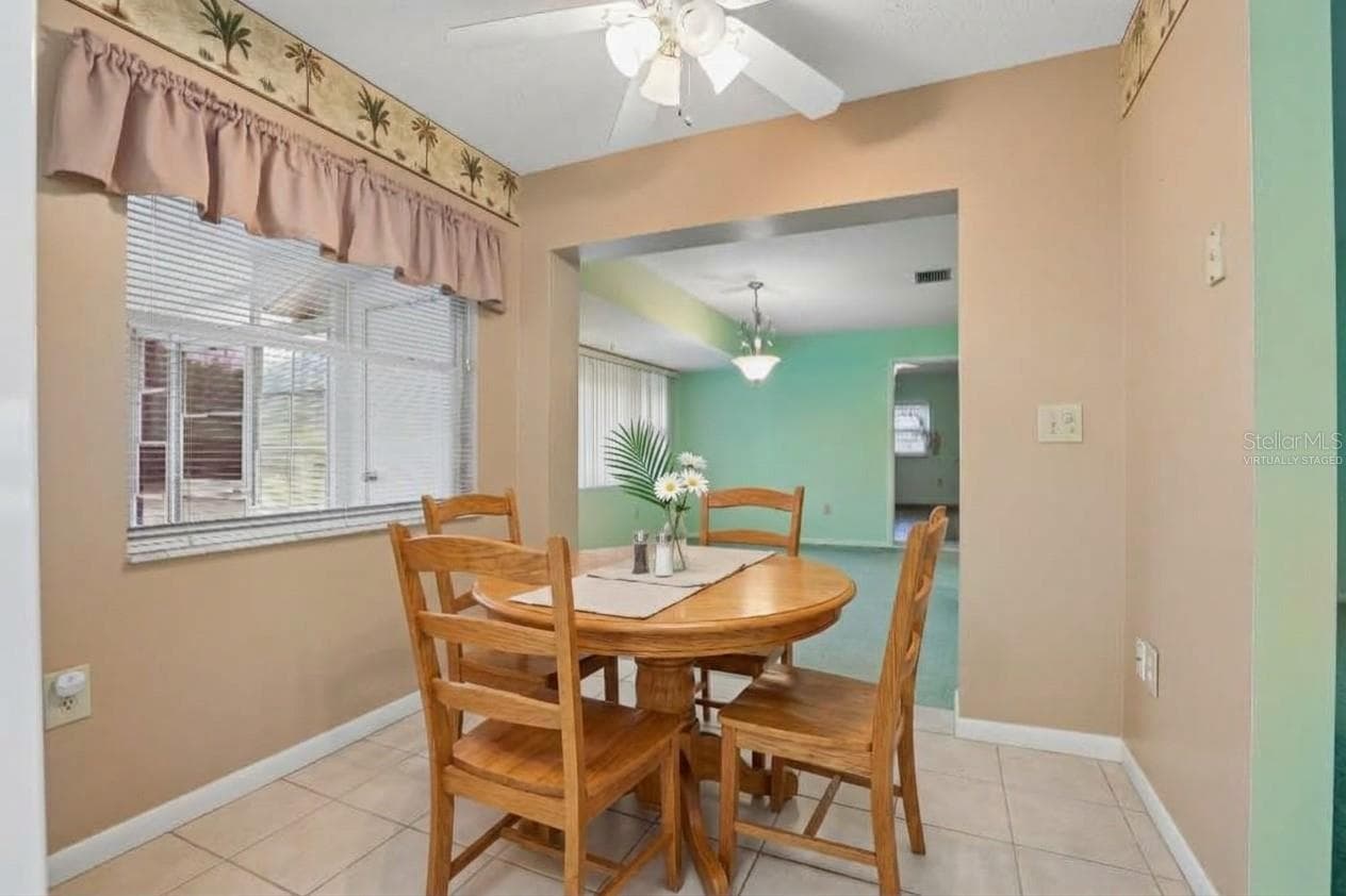 Virtually staged - 1722 W DEL WEBB BLVD, SUN CITY CENTER