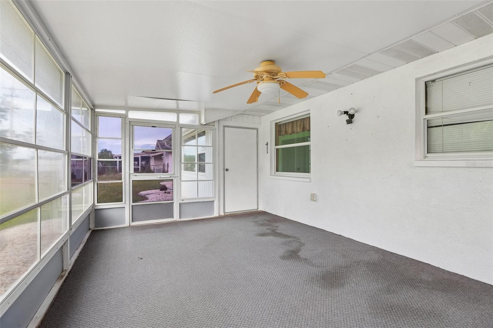 Single Family Residence at 1722 W DEL WEBB BLVD, SUN CITY CENTER, photo 35 of 58