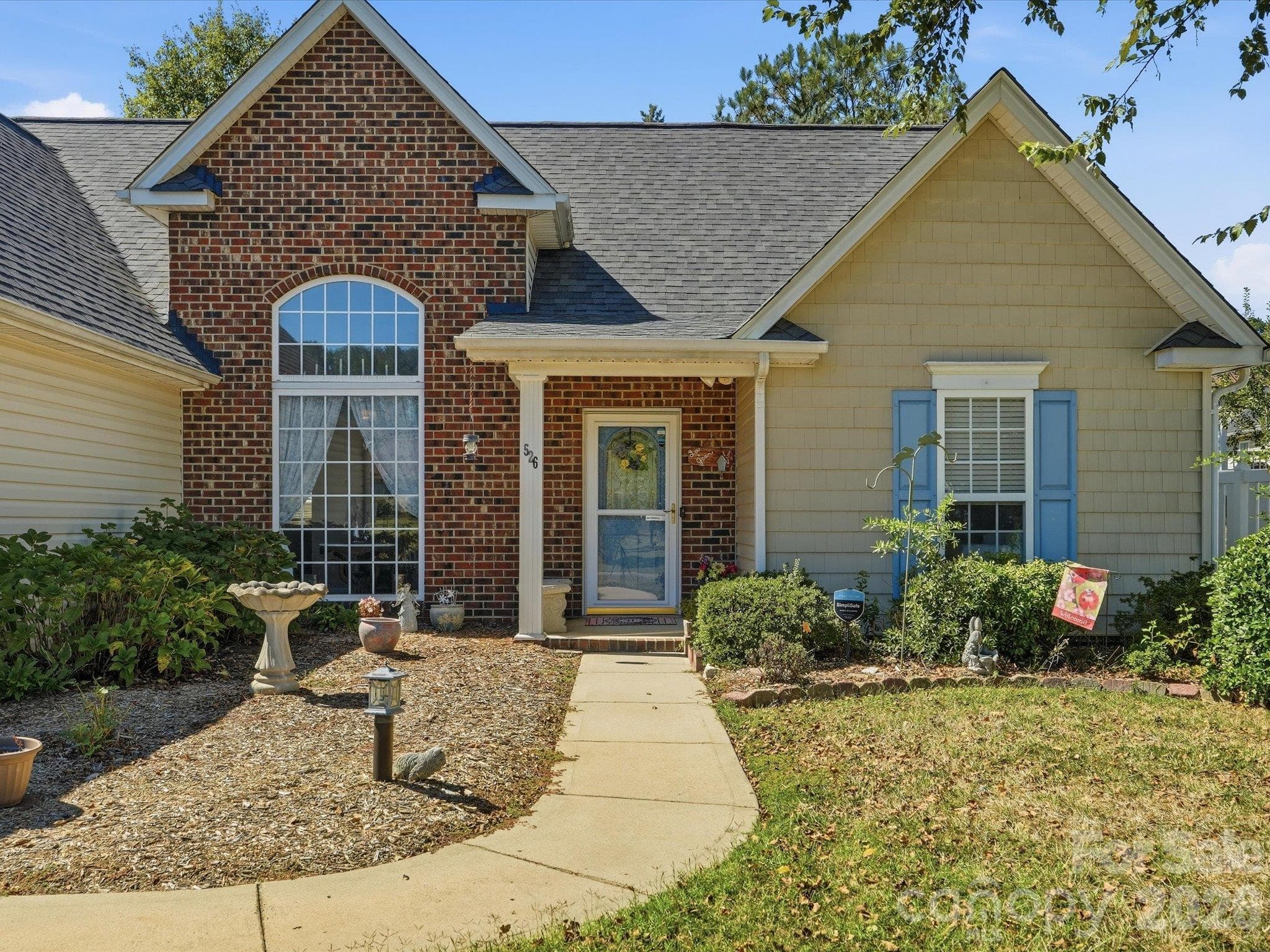 Single Family Residence at 526 Kenbridge Lane, Rock Hill, photo 4 of 47