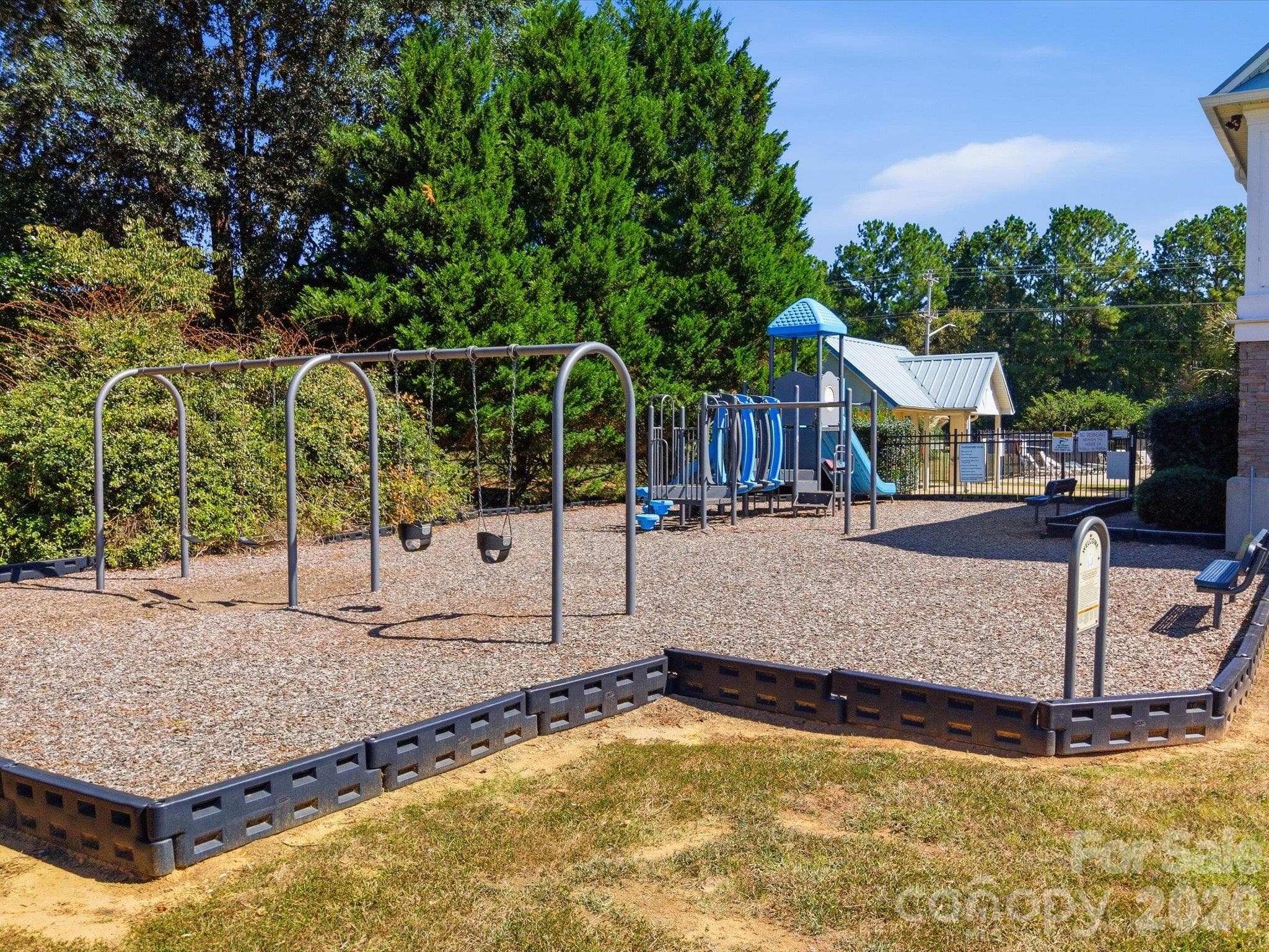 Single Family Residence at 526 Kenbridge Lane, Rock Hill, photo 45 of 47