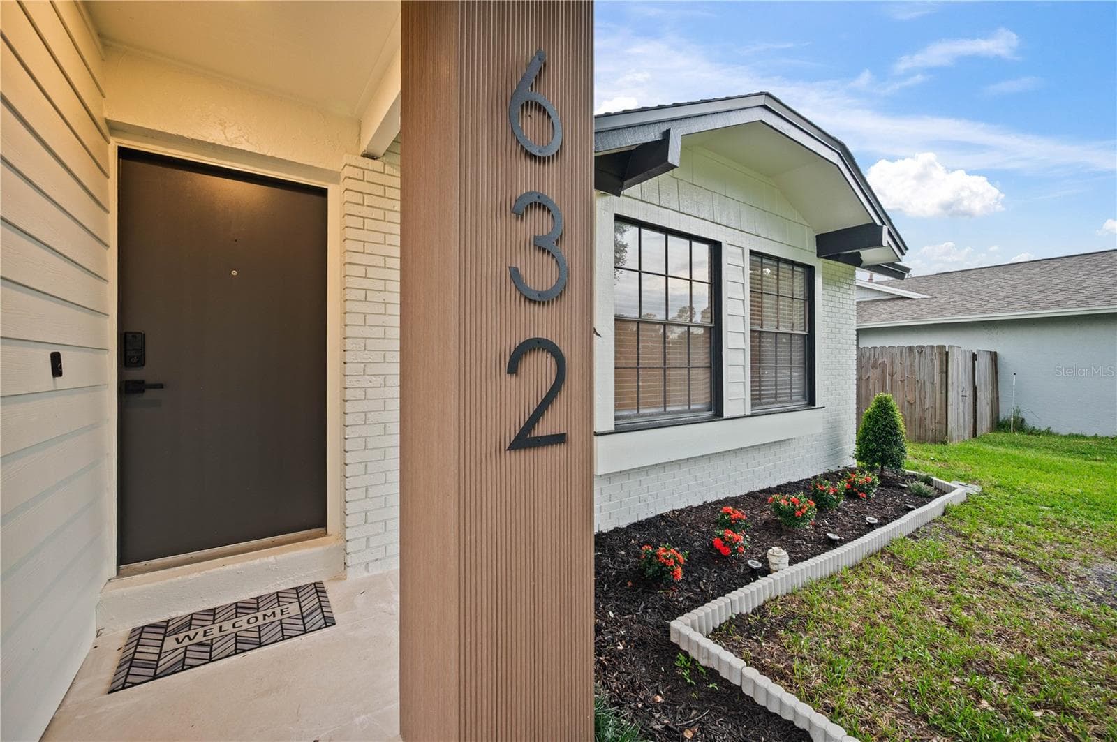Single Family Residence at 632 TUSKAWILLA POINT LN, WINTER SPRINGS, photo 3 of 40