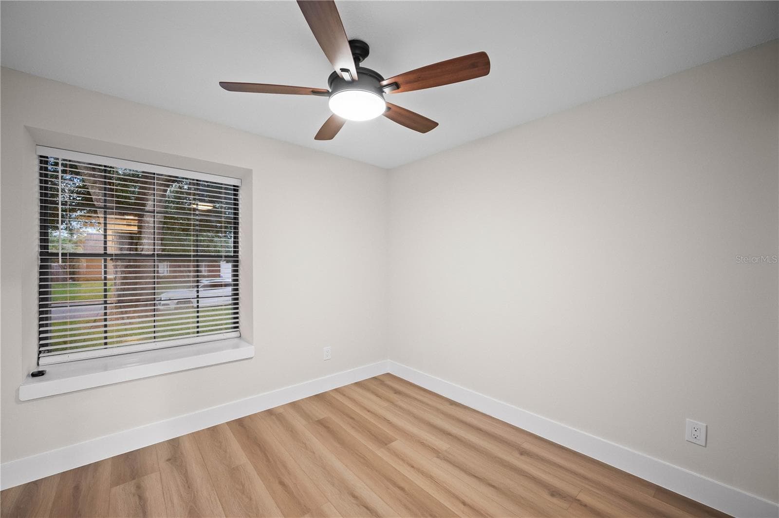 Single Family Residence at 632 TUSKAWILLA POINT LN, WINTER SPRINGS, photo 27 of 40