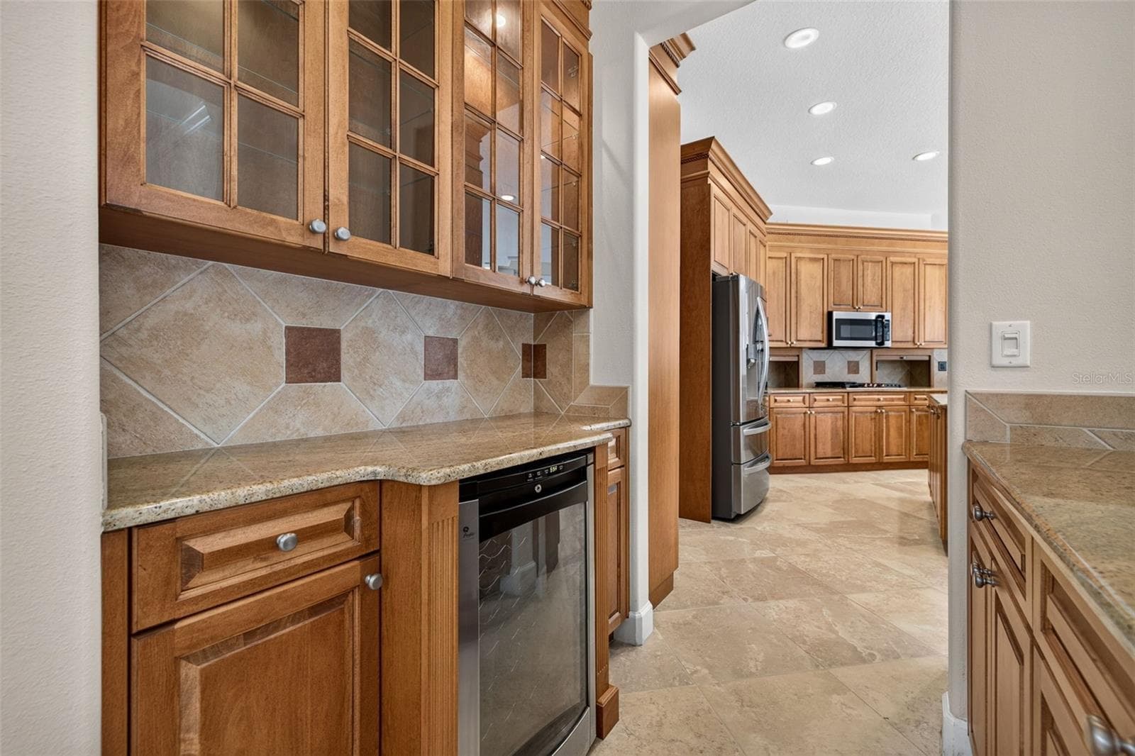 Butlers pantry - 1516 CANOPY OAKS BLVD, PALM HARBOR