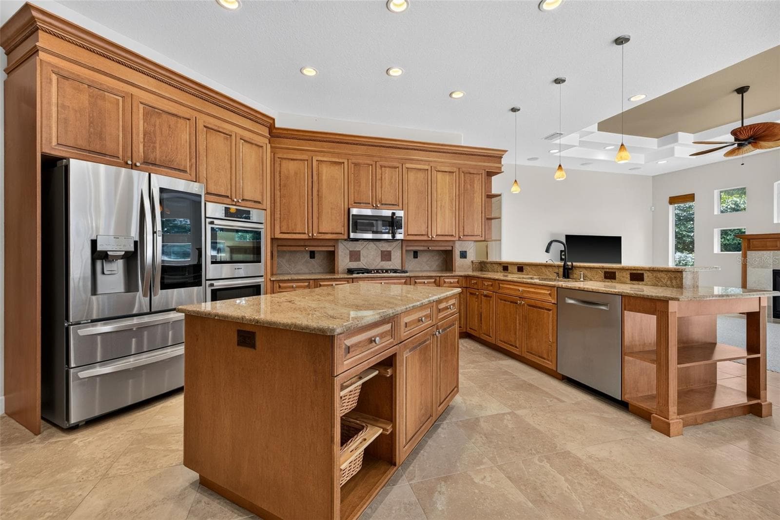 Gourmet style kitchen - 1516 CANOPY OAKS BLVD, PALM HARBOR