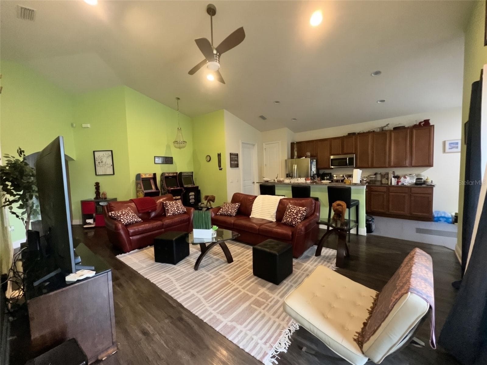 Single Family Residence at 480 BELLISSIMO PL, HOWEY IN THE HILLS, photo 5 of 14