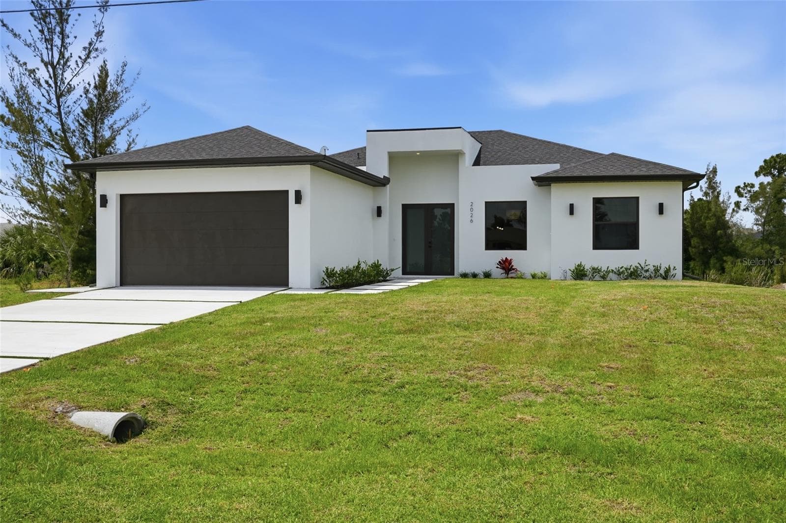 Single Family Residence at 2026 NW 21ST ST, CAPE CORAL, photo 3 of 39