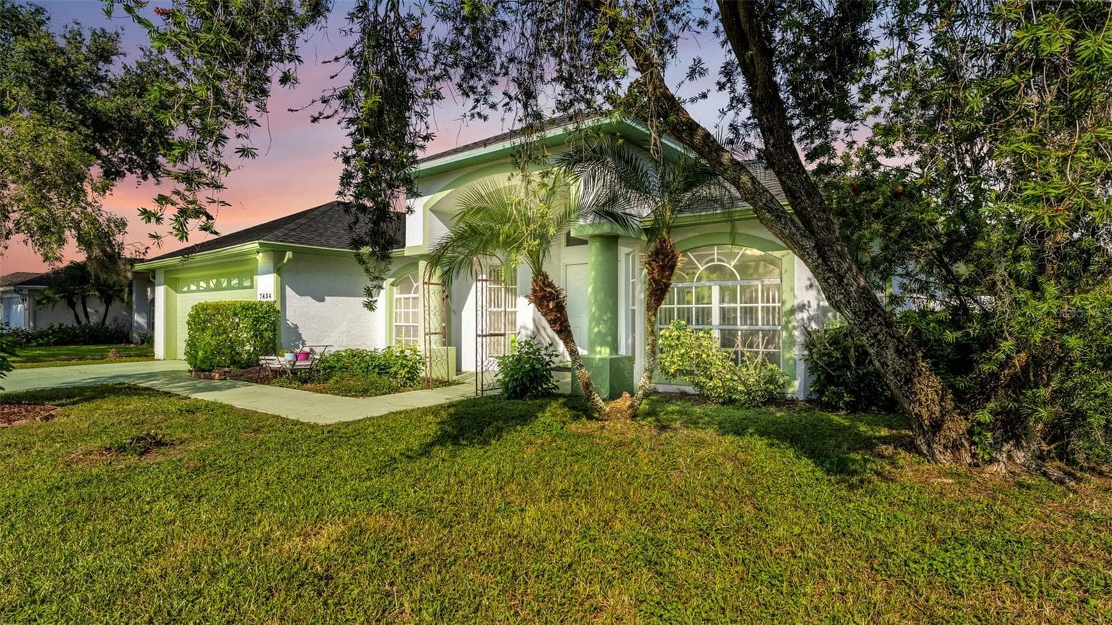 7434 BEAUMONT DR