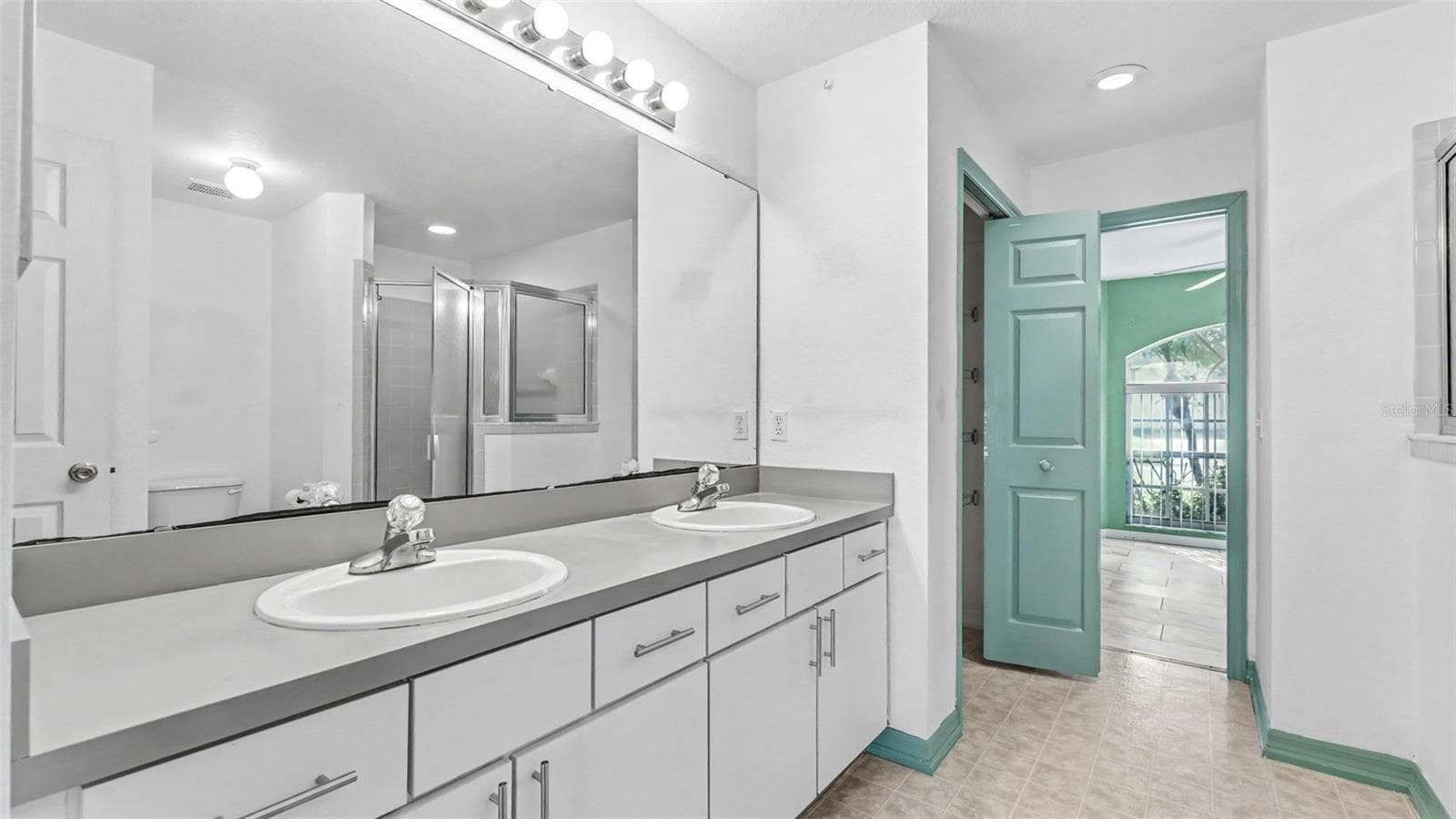 Primary Bath - 7434 BEAUMONT DR, LAKELAND