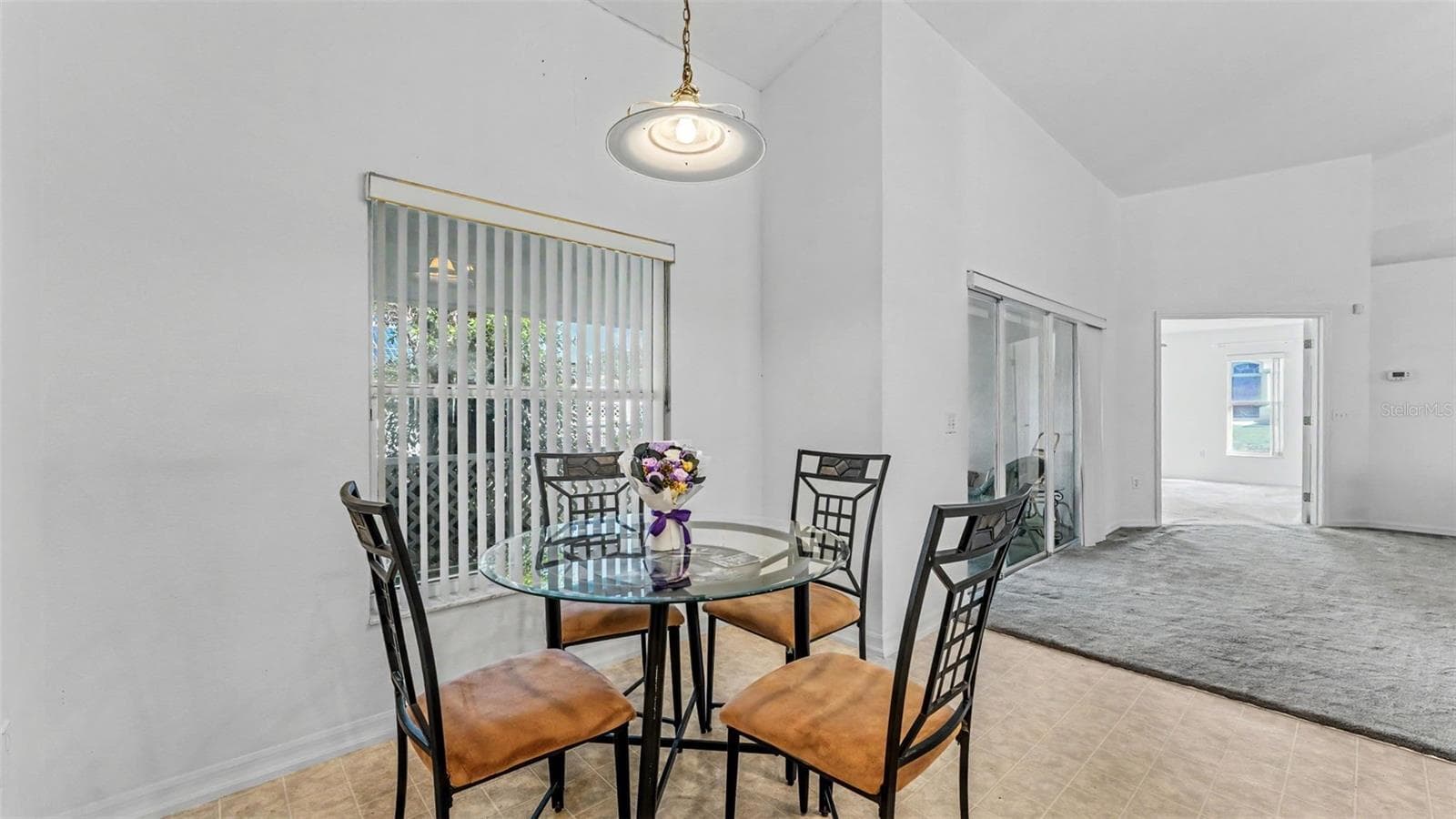 Breakfast Nook - 7434 BEAUMONT DR, LAKELAND