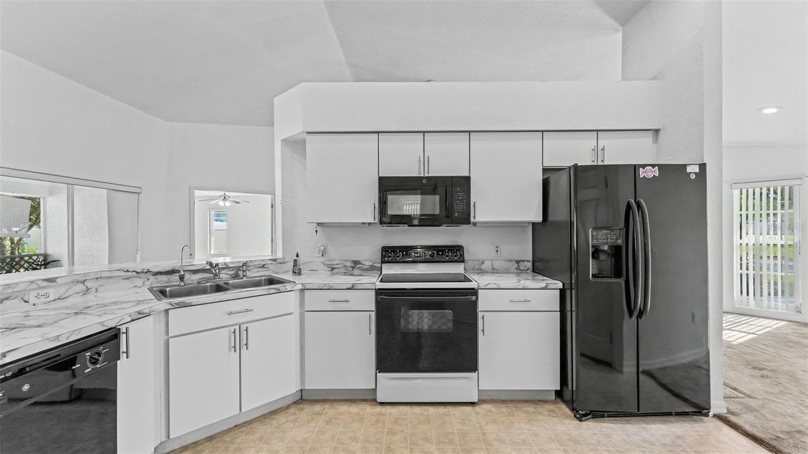 Single Family Residence at 7434 BEAUMONT DR, LAKELAND, photo 21 of 44