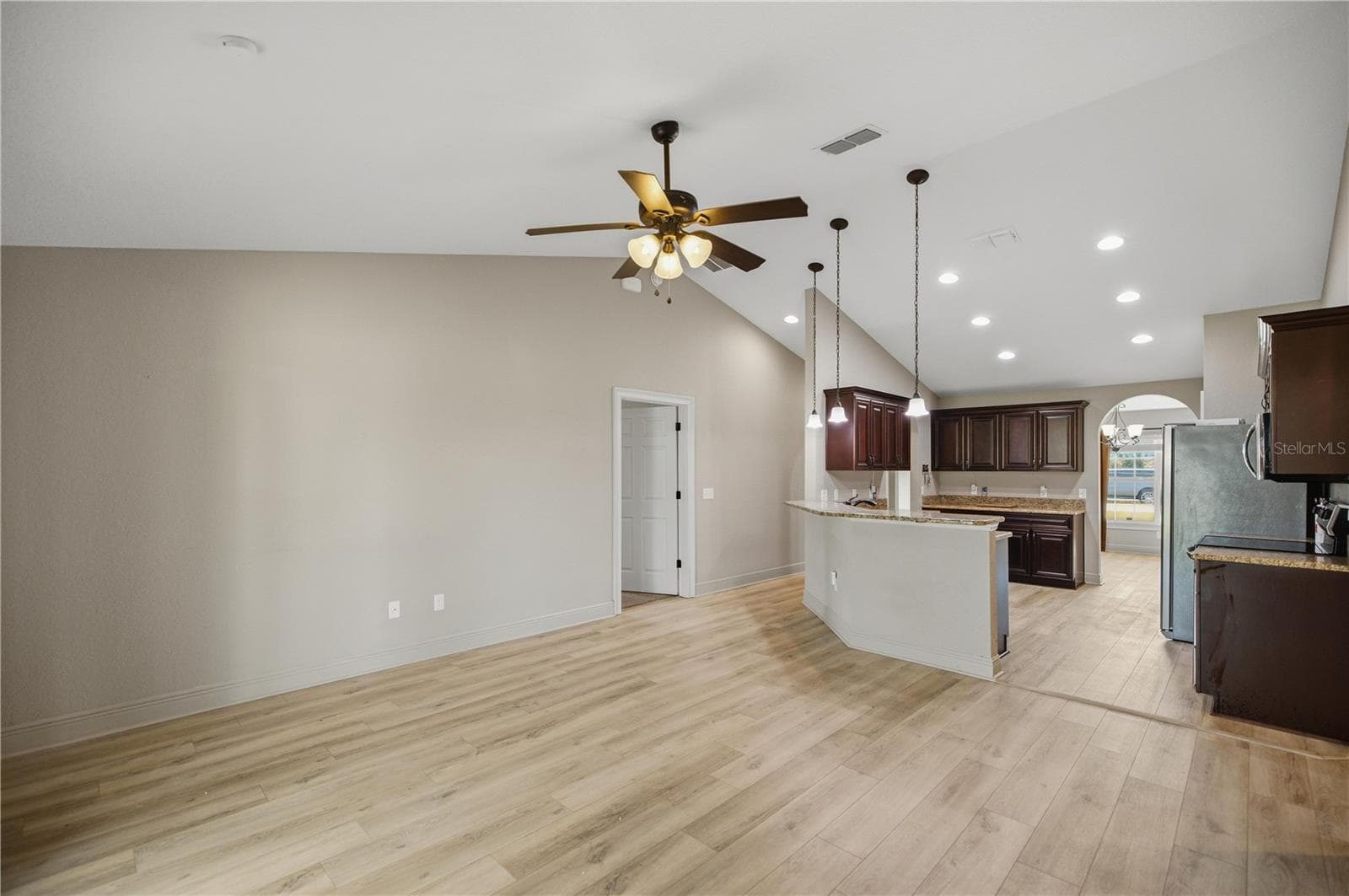 Family Room - 4431 SW 110TH LN, OCALA