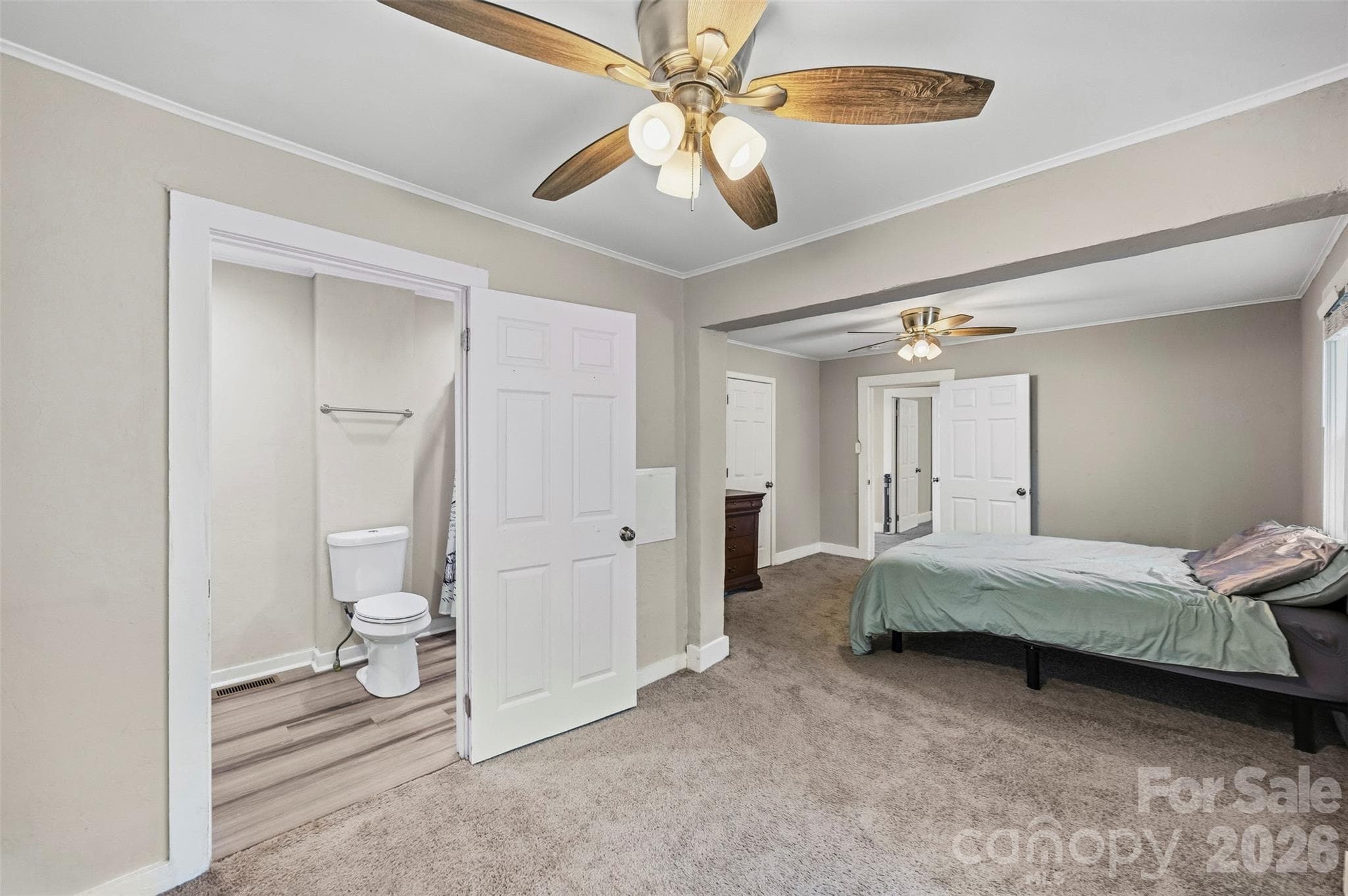 Ensuite off the primary - 119 Walton Street, Granite Quarry