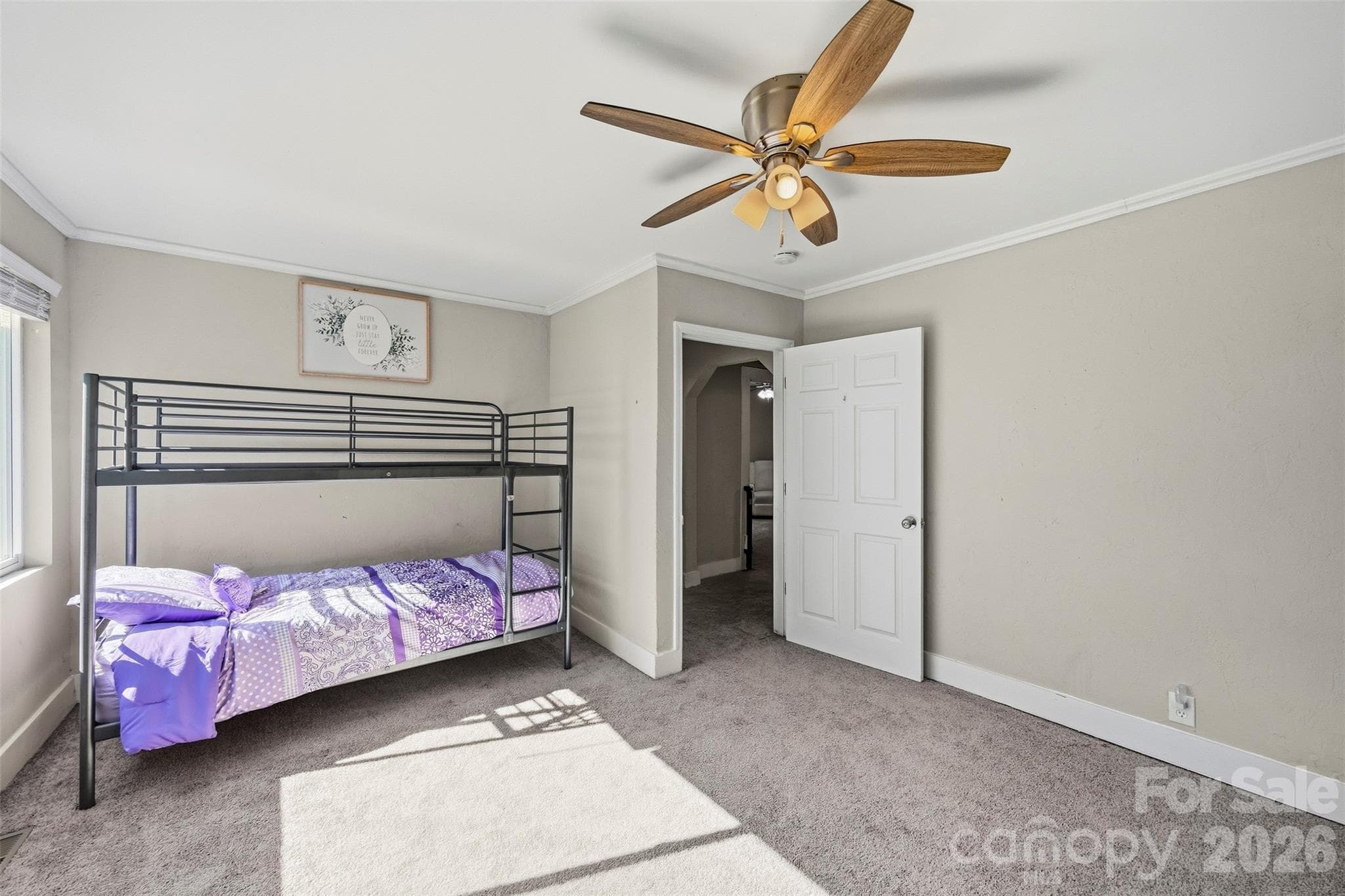 Large secondary bedroom - 119 Walton Street, Granite Quarry