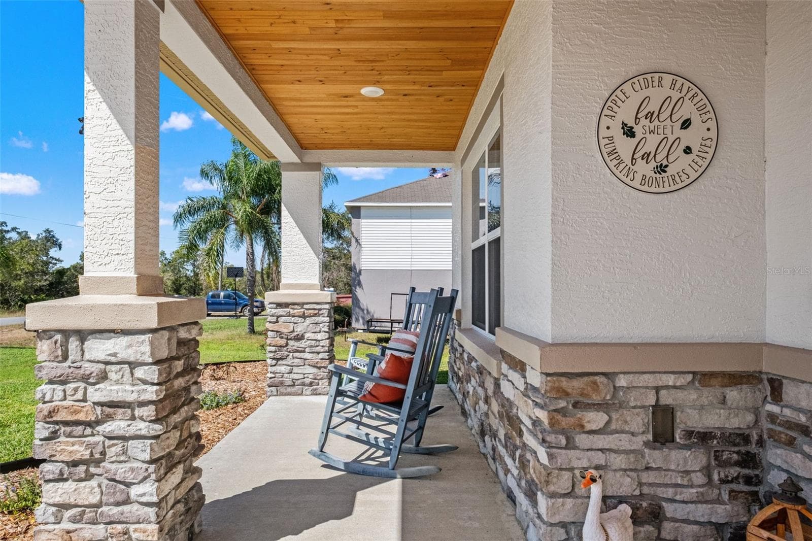 Single Family Residence at 13049 MAYCREST AVE, WEEKI WACHEE, photo 4 of 40