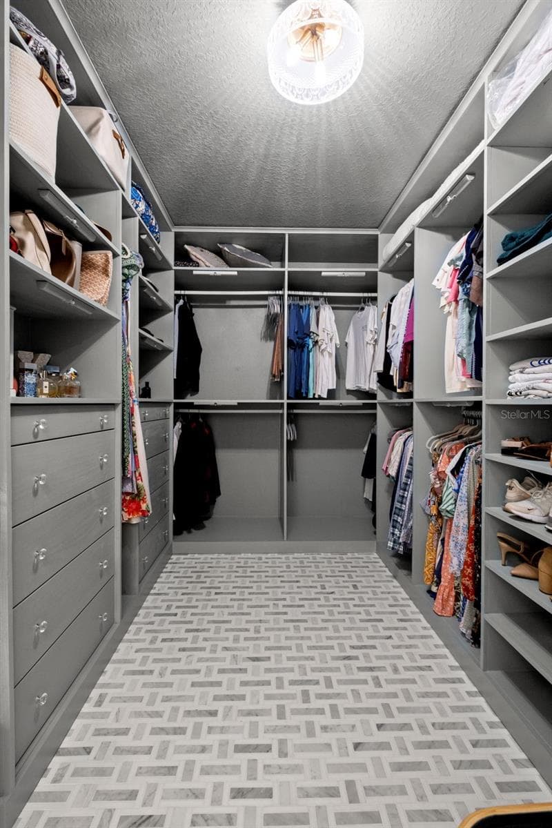 Primary Custom Closet - 13049 MAYCREST AVE, WEEKI WACHEE