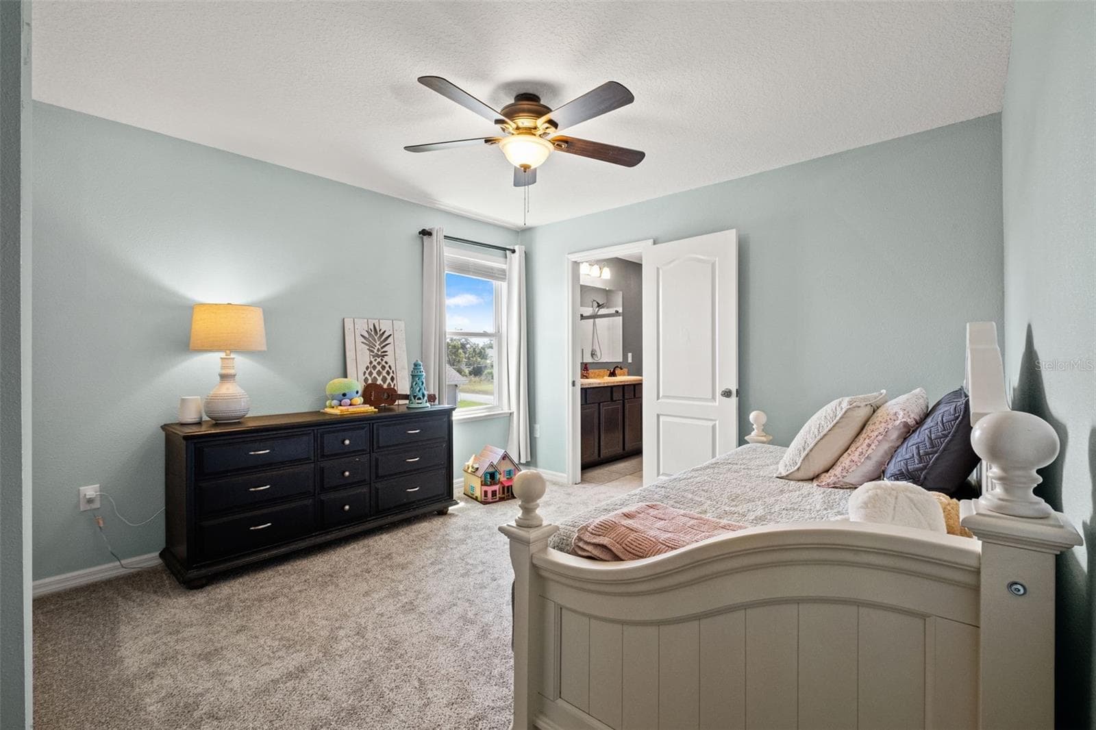 Single Family Residence at 13049 MAYCREST AVE, WEEKI WACHEE, photo 22 of 40
