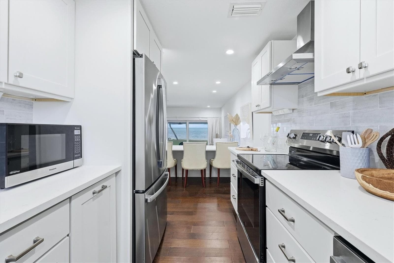 Townhouse at 4532 OCEAN BLVD #209, SARASOTA, photo 19 of 55