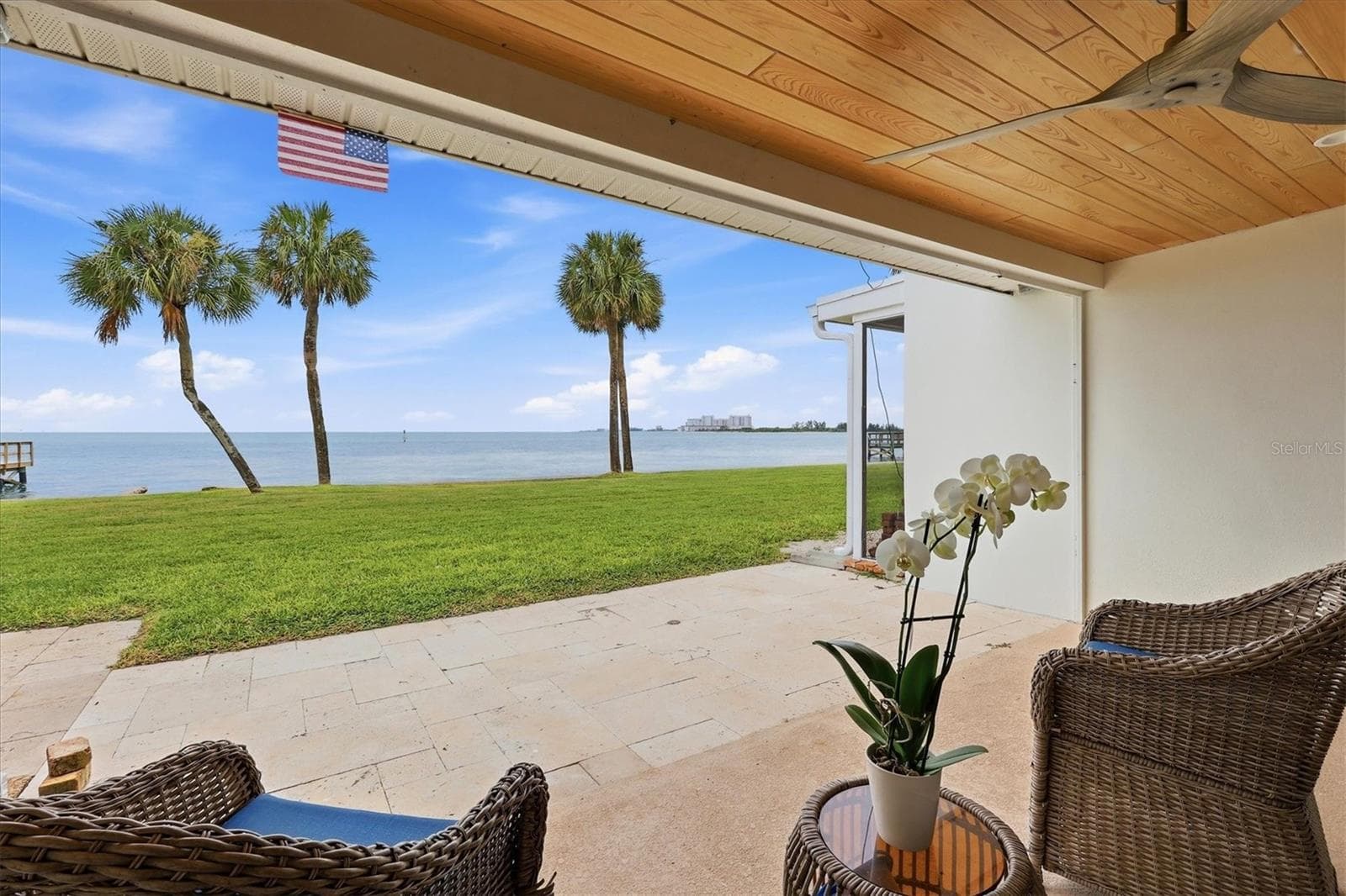 Lanai - 4532 OCEAN BLVD #209, SARASOTA