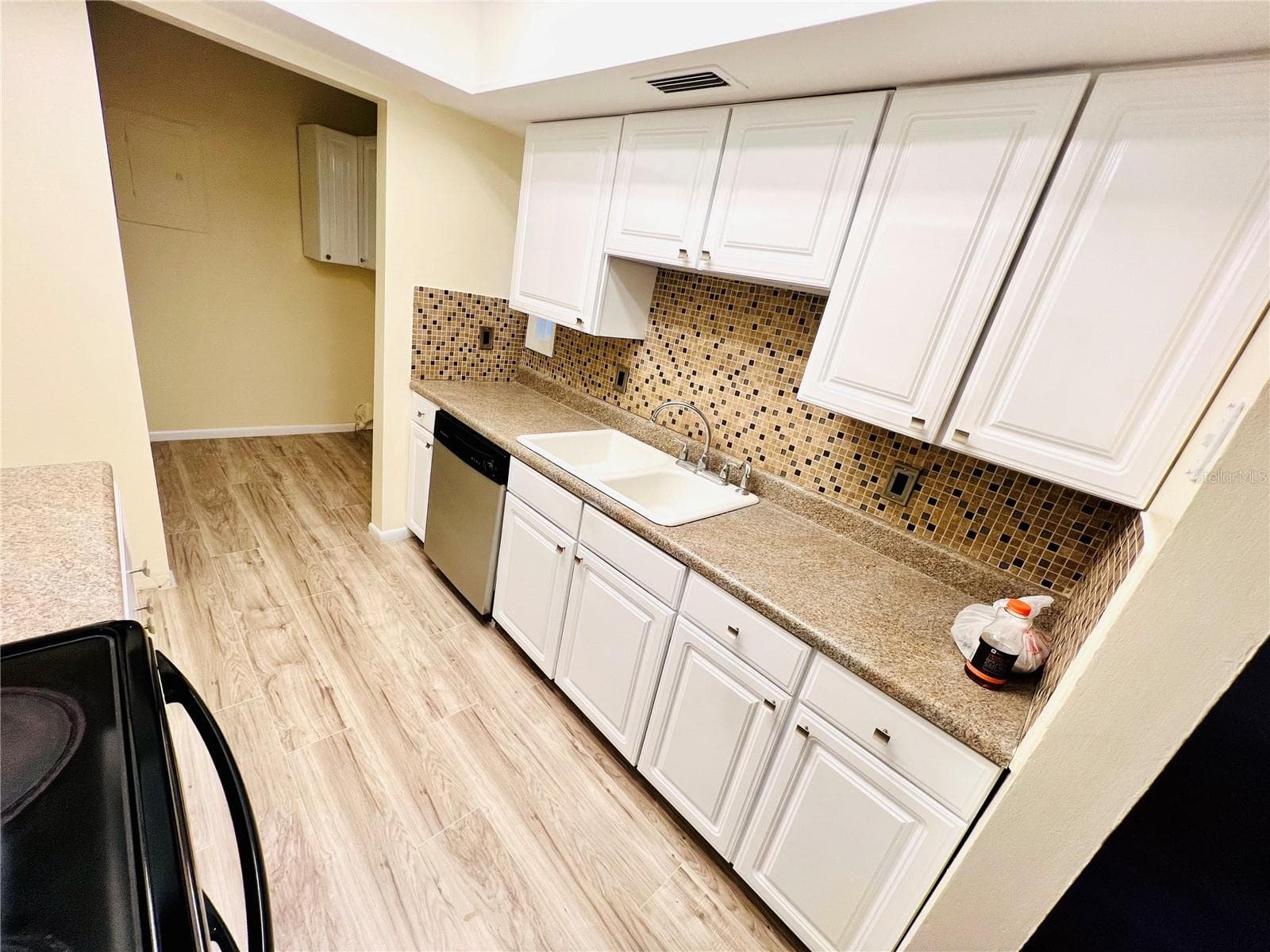 Condominium at 6057 WINDHOVER DR #E-08, ORLANDO, photo 5 of 27