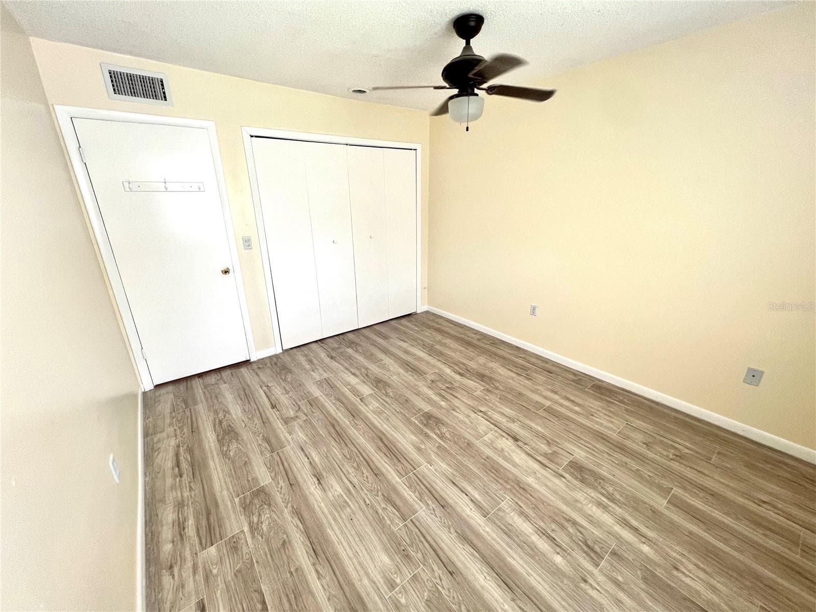 Condominium at 6057 WINDHOVER DR #E-08, ORLANDO, photo 14 of 27