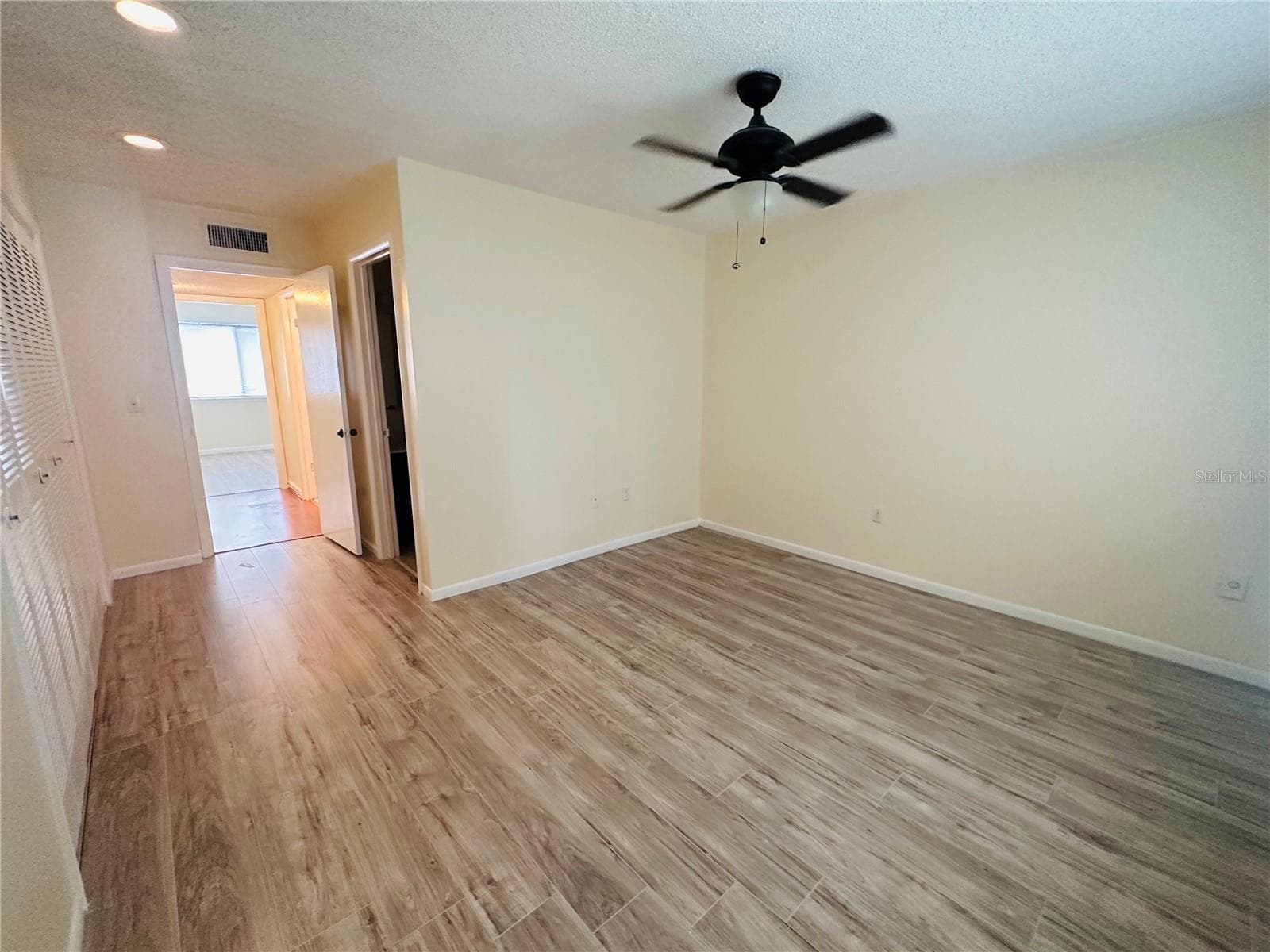 Condominium at 6057 WINDHOVER DR #E-08, ORLANDO, photo 16 of 27