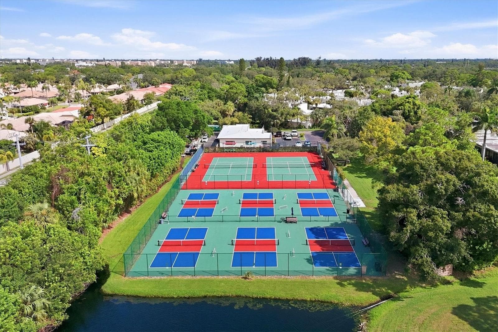 Tennis & Pickleball - 509 LAKESIDE DR #509, BRADENTON