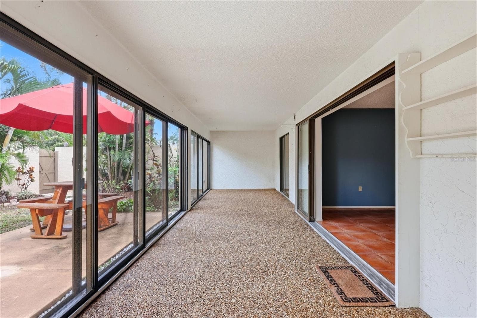 Lanai - 509 LAKESIDE DR #509, BRADENTON