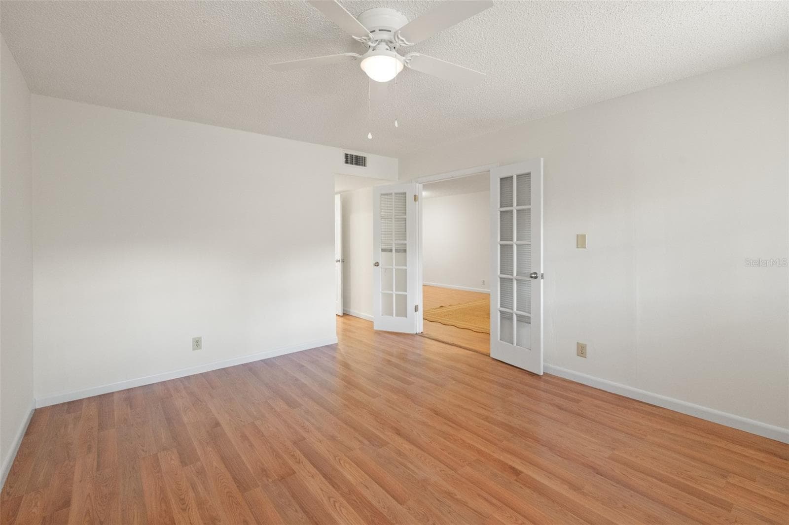Condominium at 2076 SUNSET POINT RD #142, CLEARWATER, photo 11 of 37