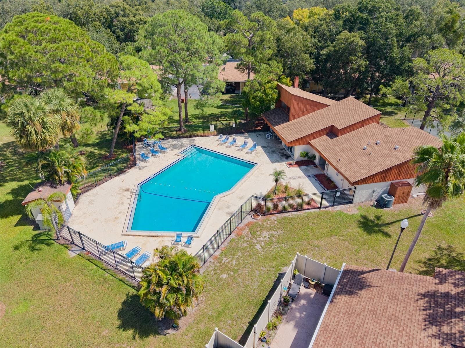 Condominium at 2076 SUNSET POINT RD #142, CLEARWATER, photo 35 of 37