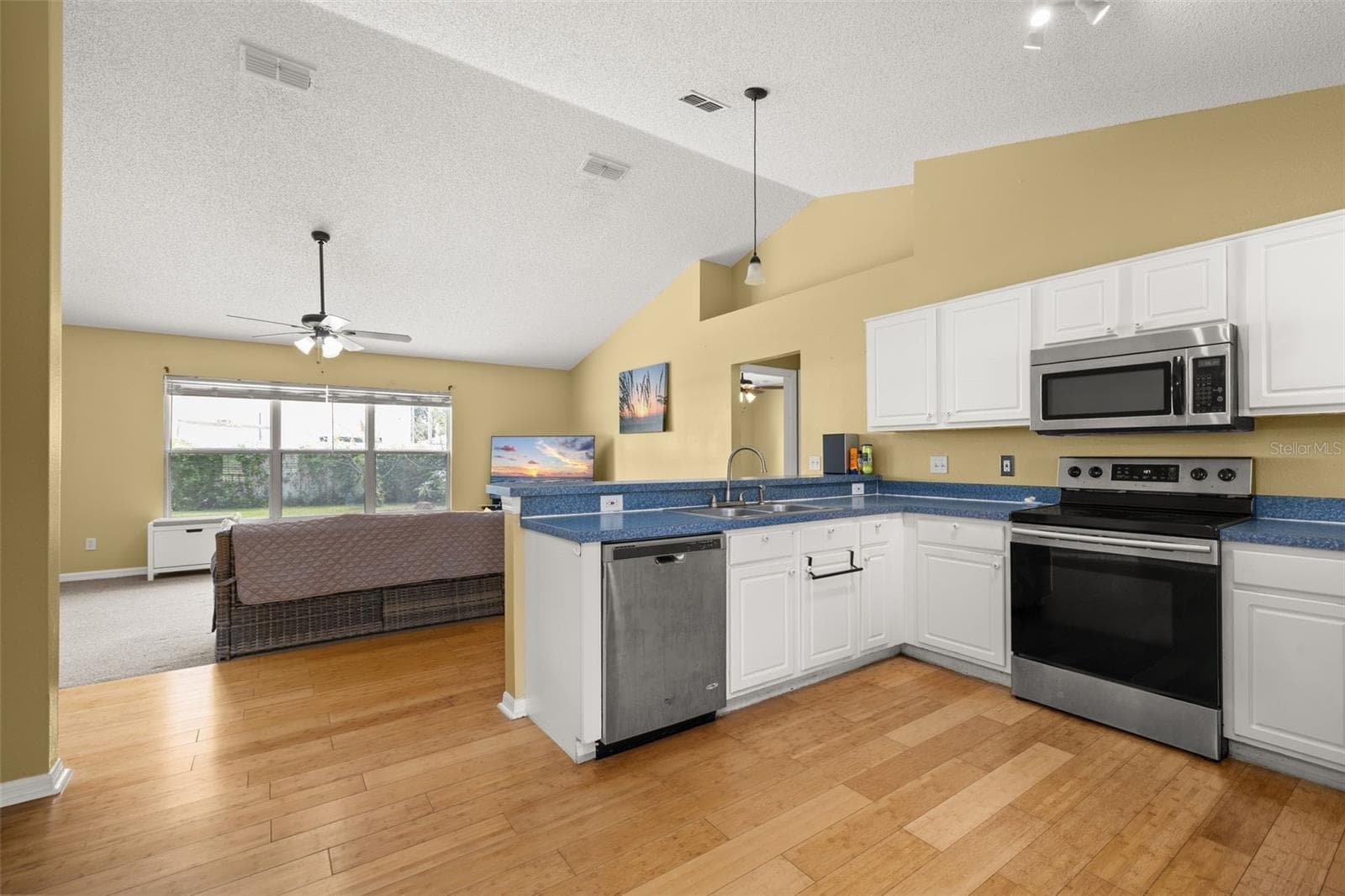 Single Family Residence at 414 DOVE DR, POINCIANA, photo 14 of 50