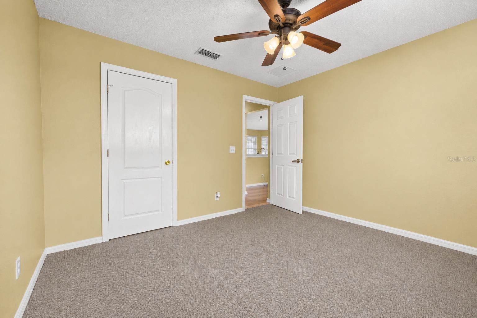 Single Family Residence at 414 DOVE DR, POINCIANA, photo 31 of 50
