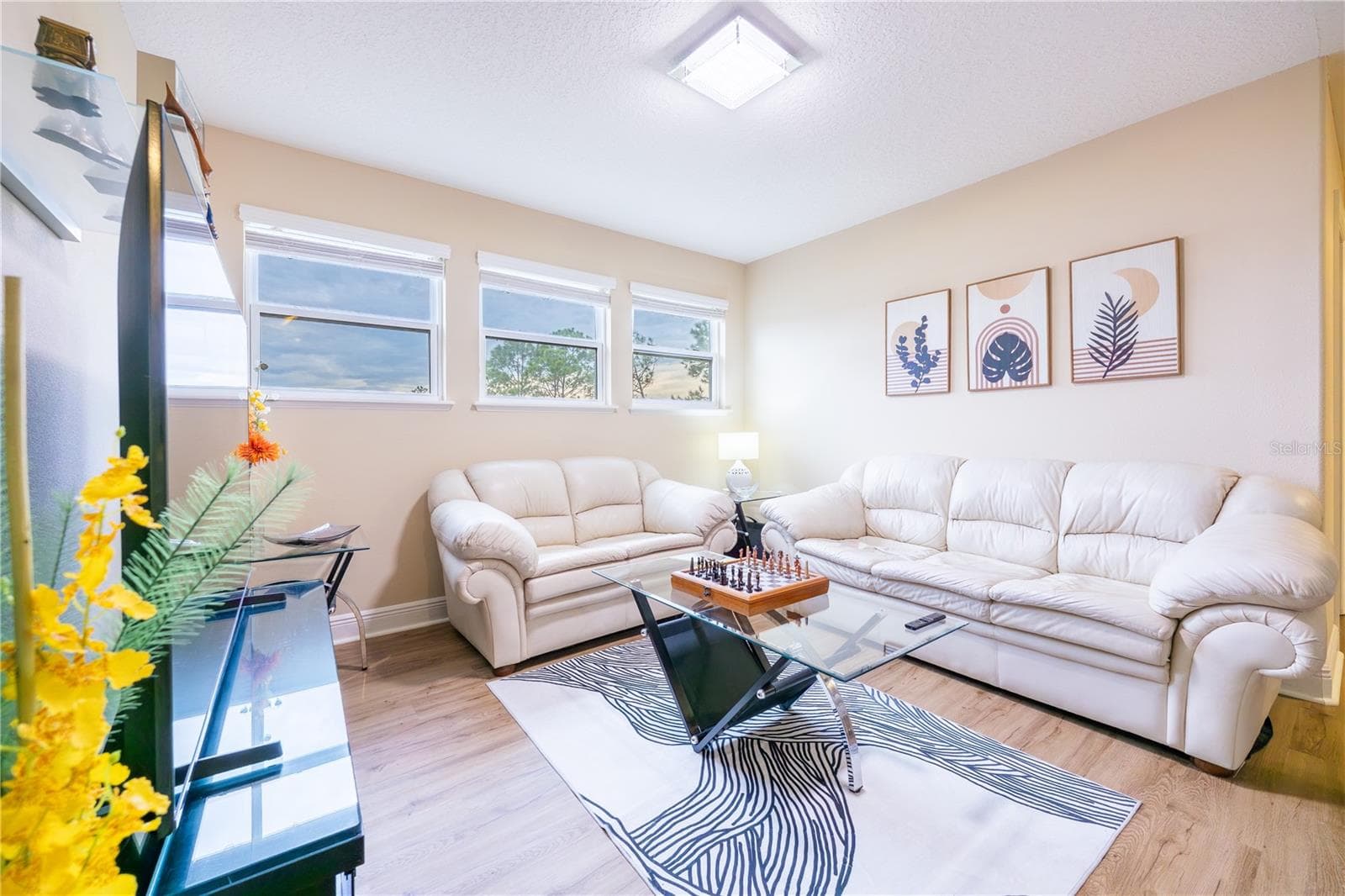 Large upstairs loft, ideal as a game room or family room - 3048 BOATING BLVD, KISSIMMEE