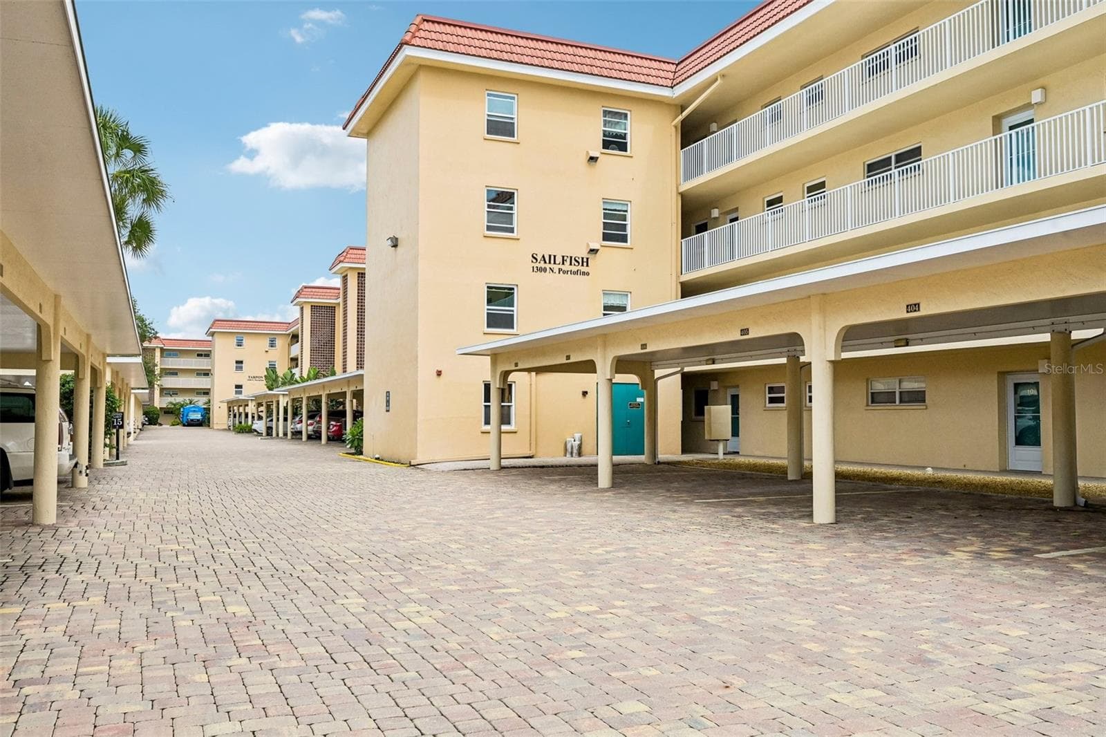 Condominium at 1300 N PORTOFINO DR #105, SARASOTA, photo 25 of 27