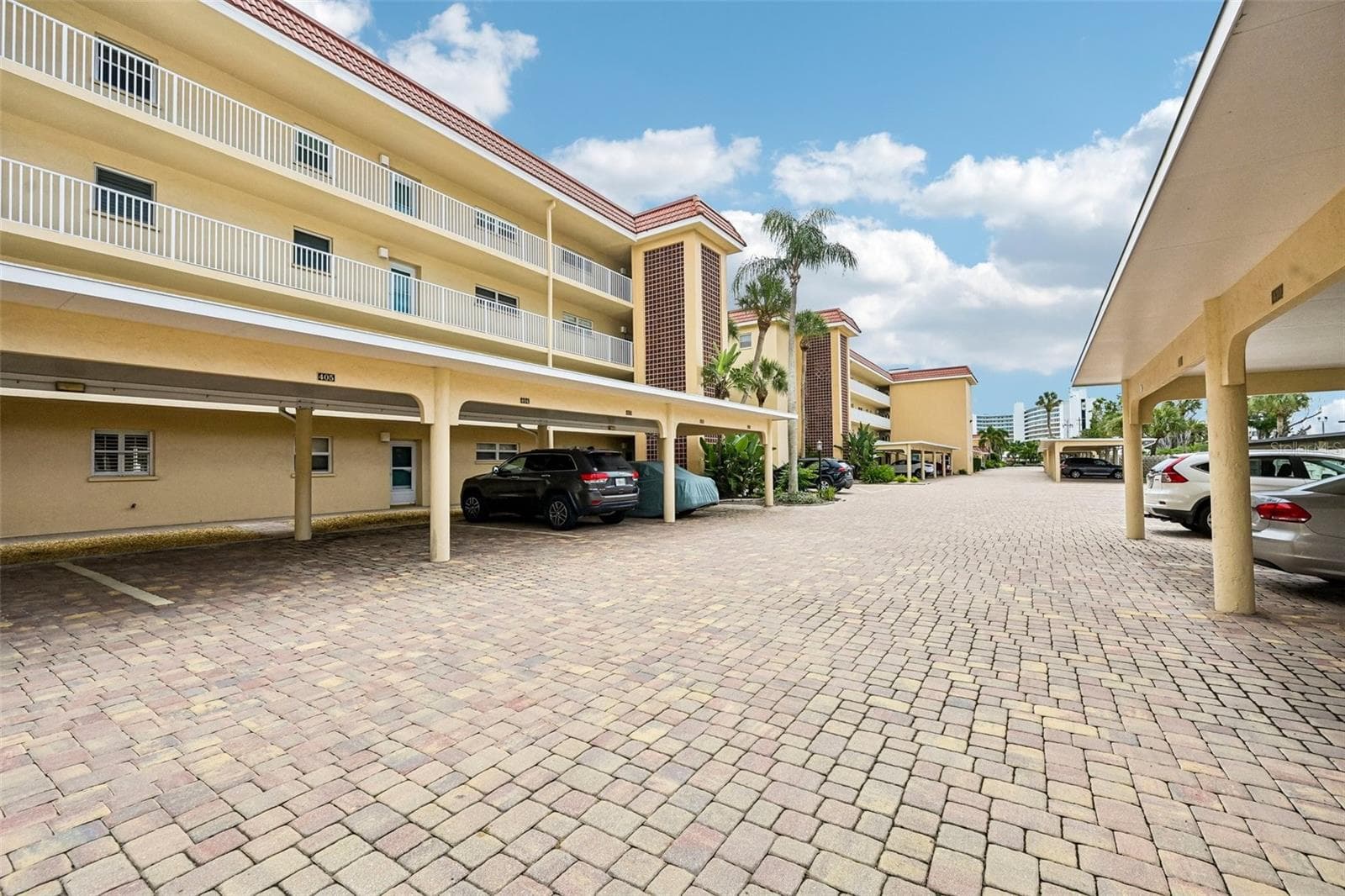 Condominium at 1300 N PORTOFINO DR #105, SARASOTA, photo 26 of 27