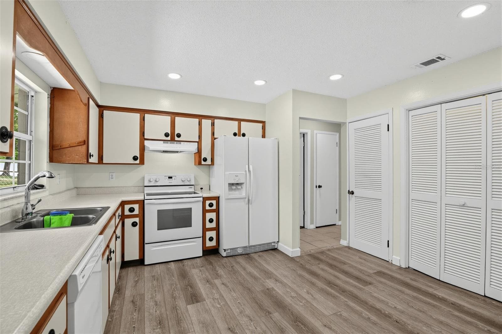 Kitchen - 8065 SW 100TH LANE RD, OCALA