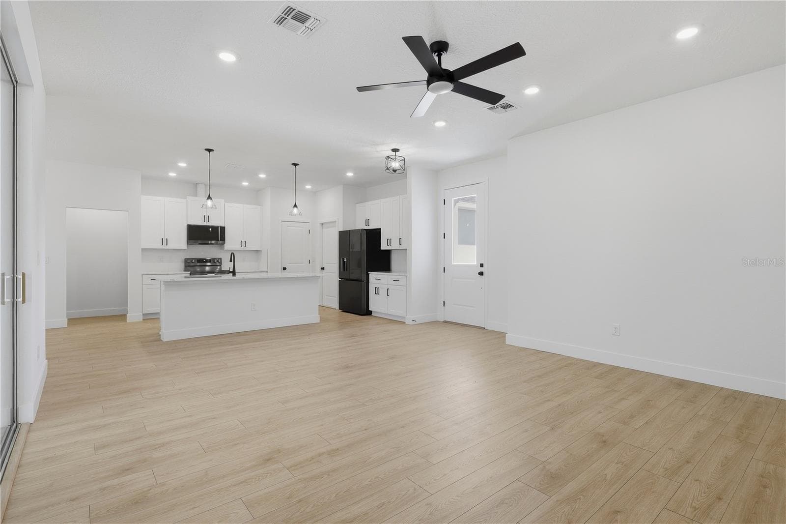 Single Family Residence at 50 WHEELING LN, PALM COAST, photo 8 of 52