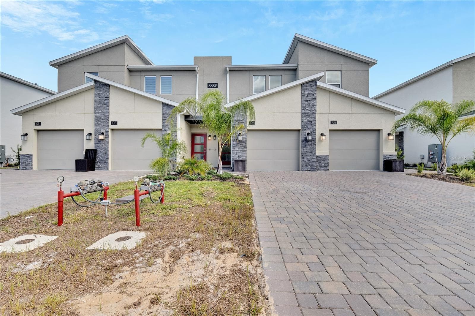 8889 CABOT CLIFFS DR #104