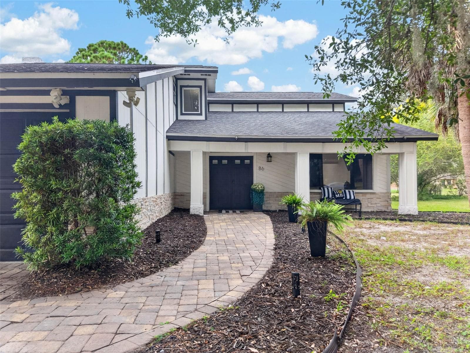 86 SHADOW LN