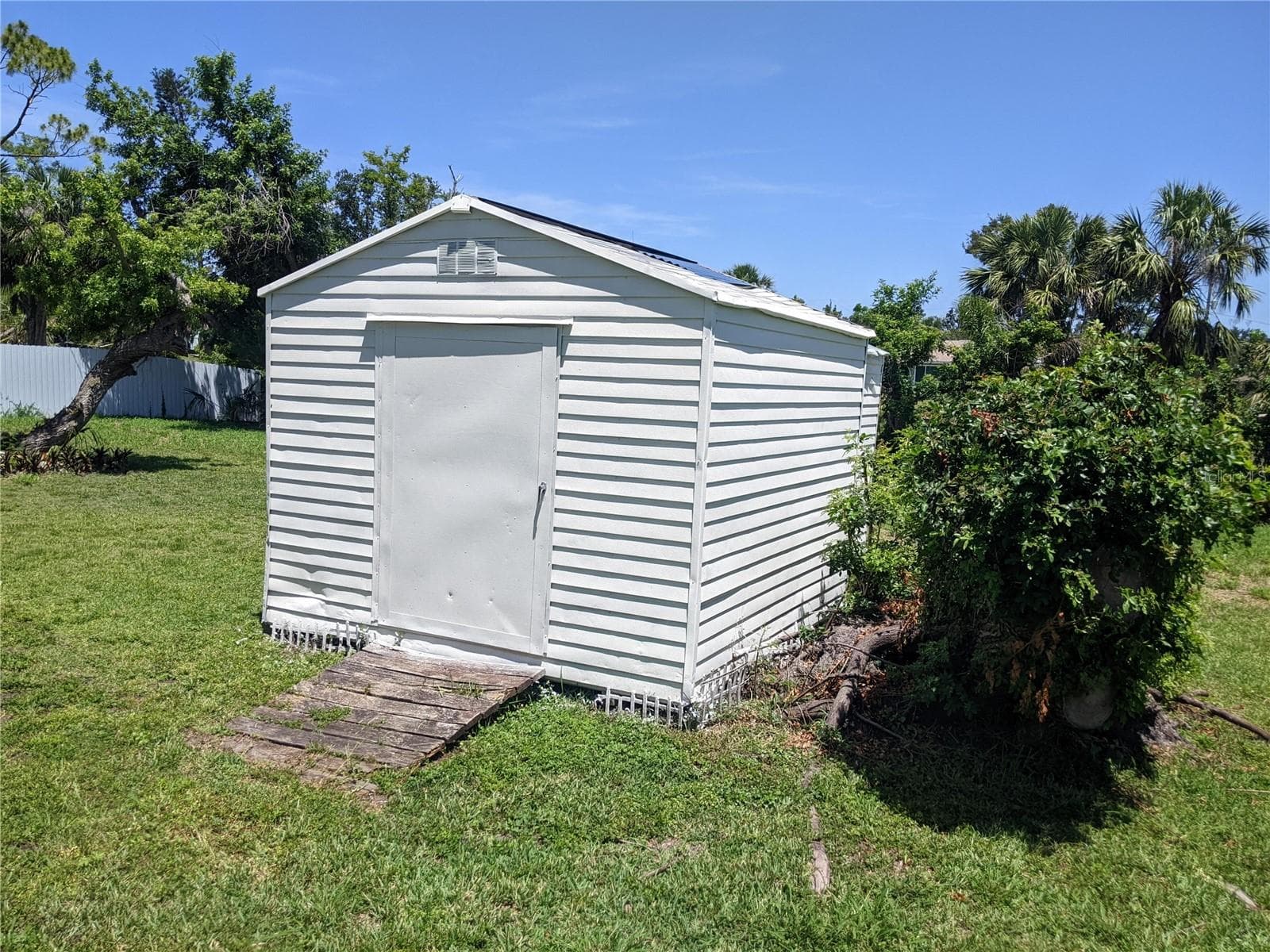 Single Family Residence at 21358 BURKHART DR, PORT CHARLOTTE, photo 25 of 27