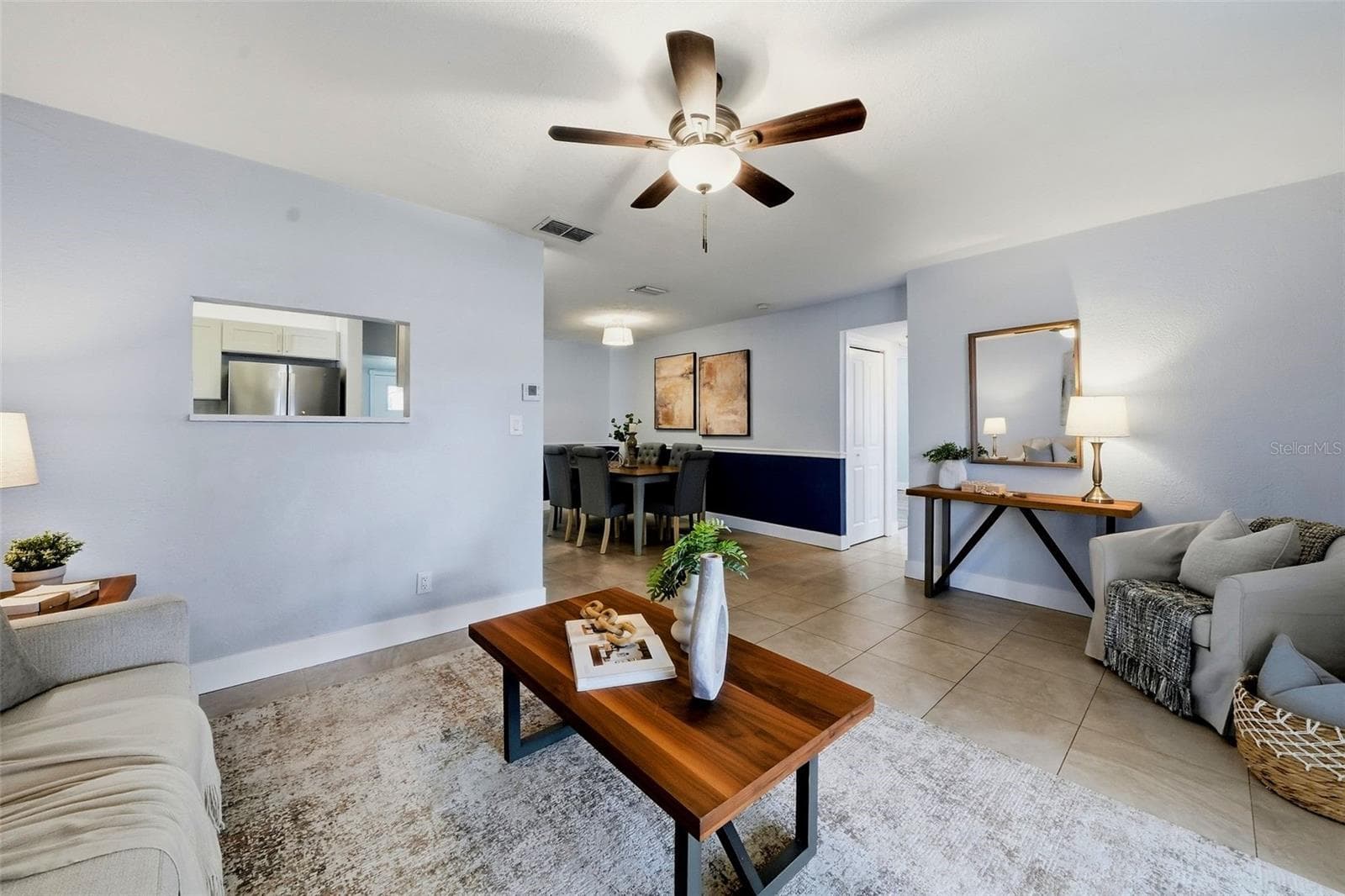 Living Room - 532 43RD AVE NE, ST PETERSBURG