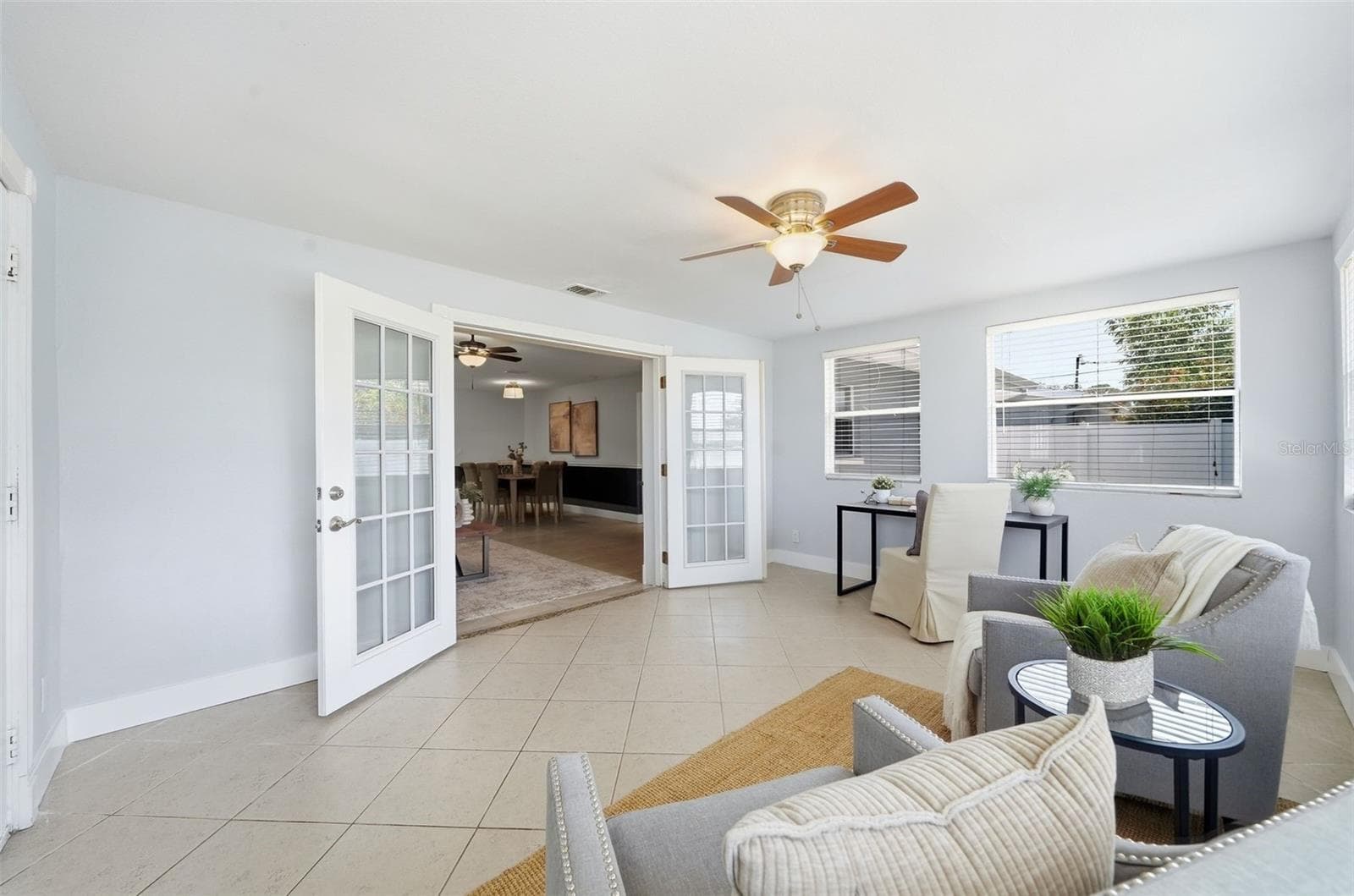 We all love a bonus room- reading room/ office - 532 43RD AVE NE, ST PETERSBURG