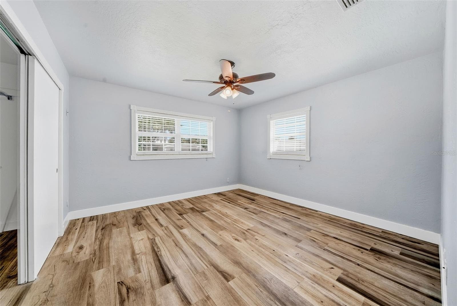 Large second Bedroom - 532 43RD AVE NE, ST PETERSBURG