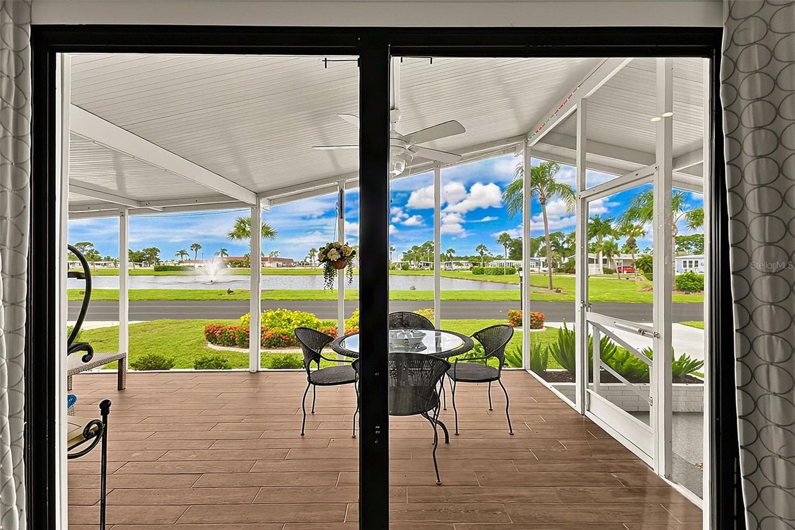 Manufactured Home at 511 EL PRADO, NORTH PORT, photo 9 of 34