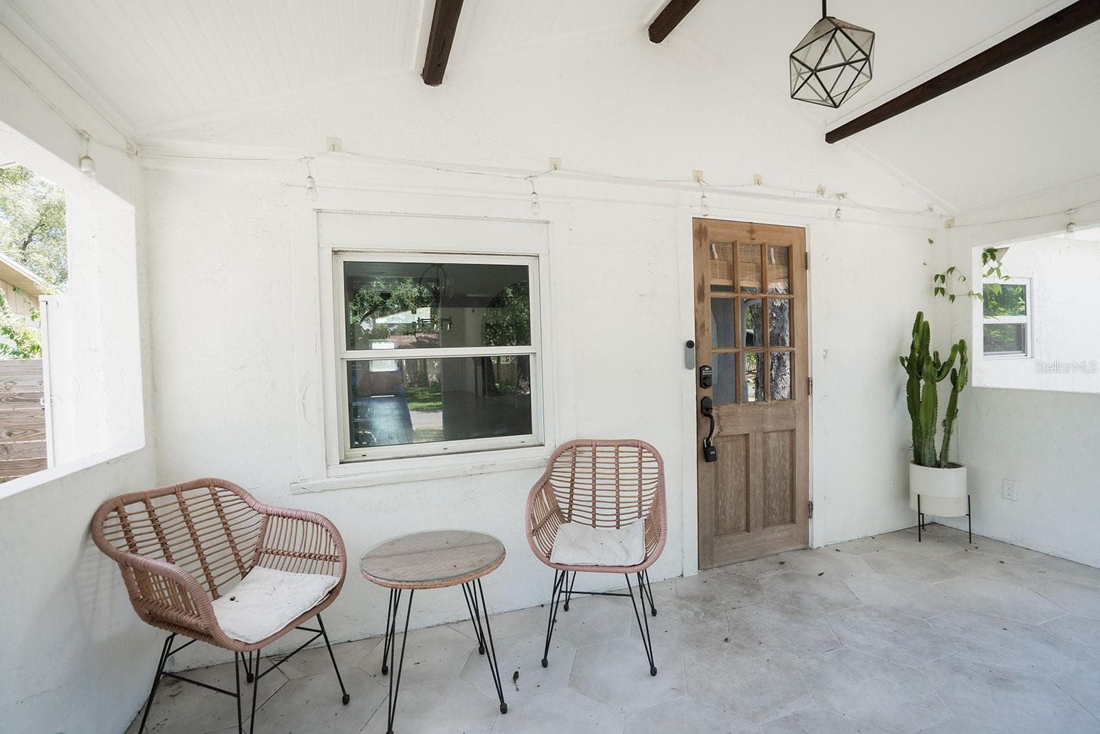 Single Family Residence at 1112 W KIRBY ST, TAMPA, photo 3 of 35