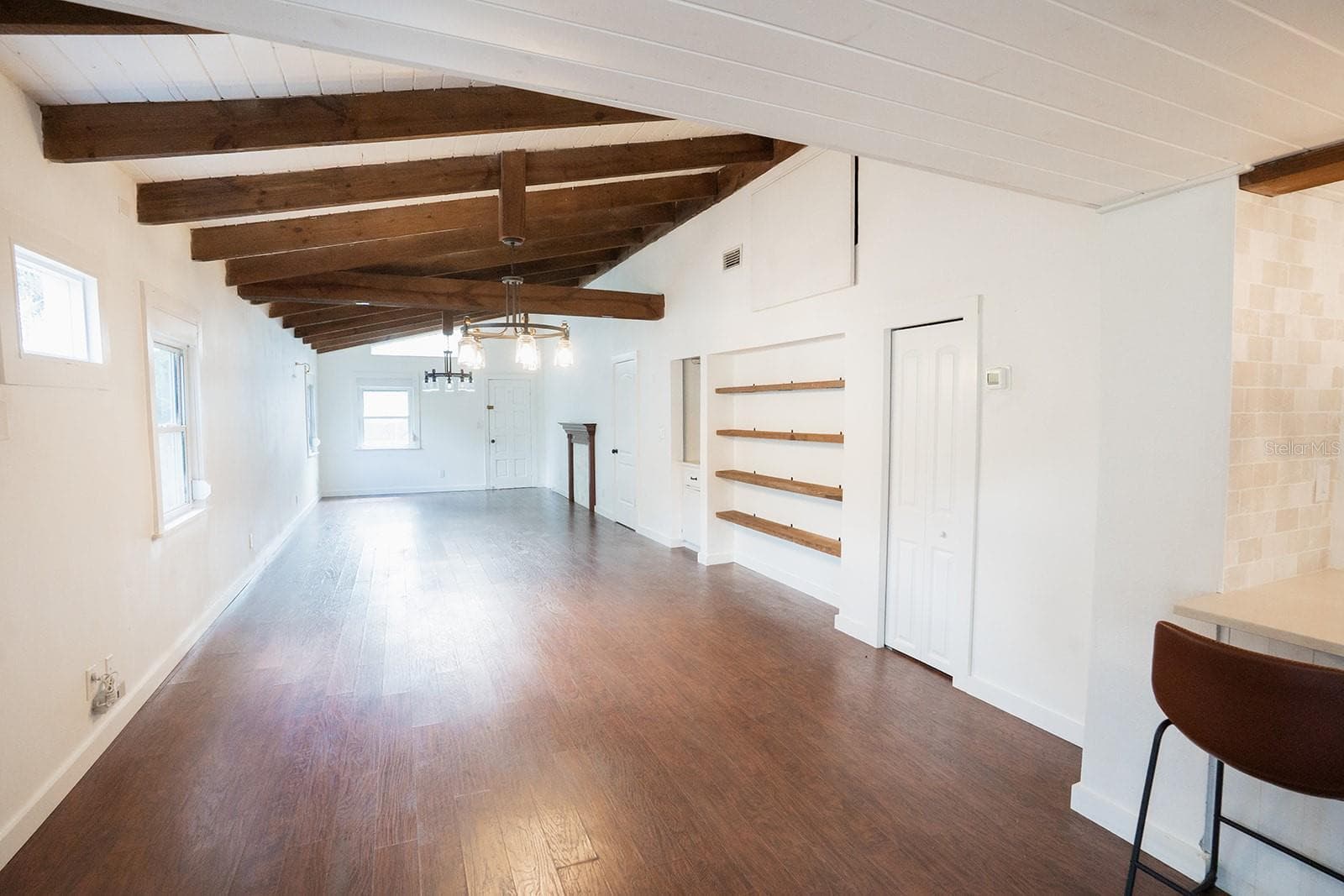 Single Family Residence at 1112 W KIRBY ST, TAMPA, photo 9 of 35