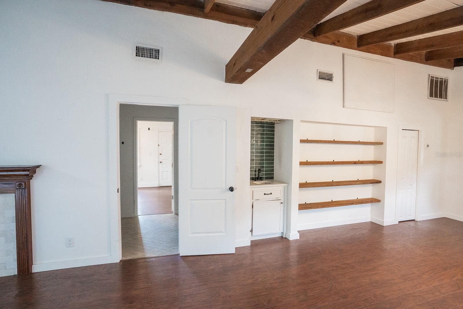 Single Family Residence at 1112 W KIRBY ST, TAMPA, photo 10 of 35