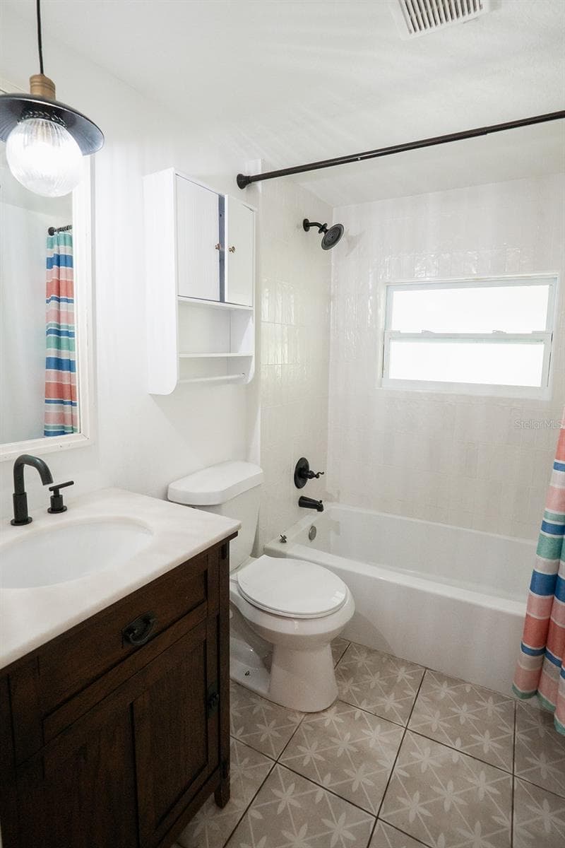 Single Family Residence at 1112 W KIRBY ST, TAMPA, photo 26 of 35