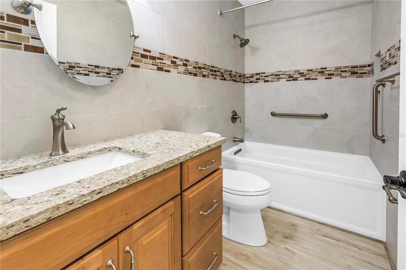2nd Bathroom on 2nd Floor - 350 2ND ST N #6, ST PETERSBURG