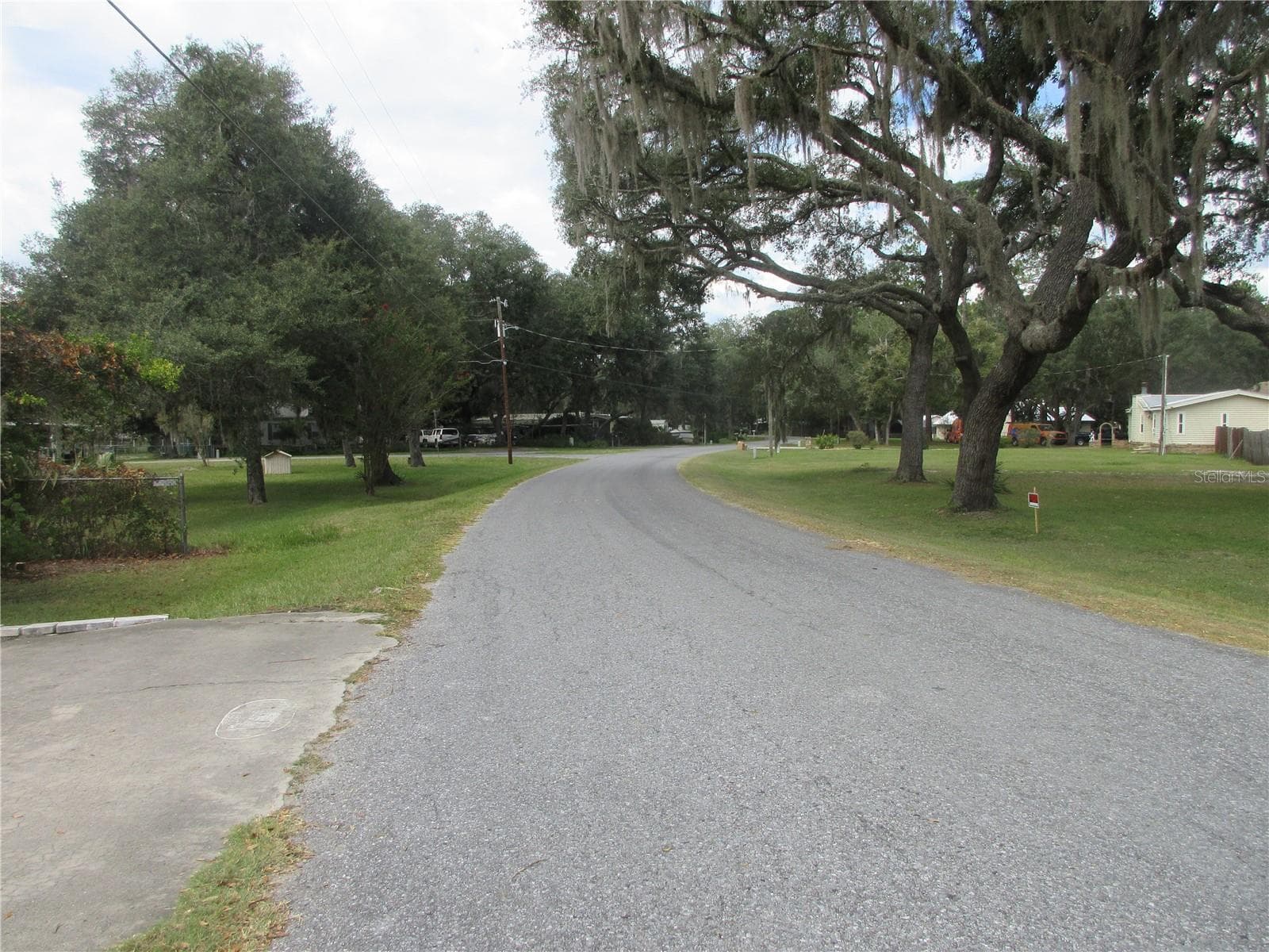Mobile Home at 1742 SE 169TH TERRACE RD, SILVER SPRINGS, photo 7 of 91